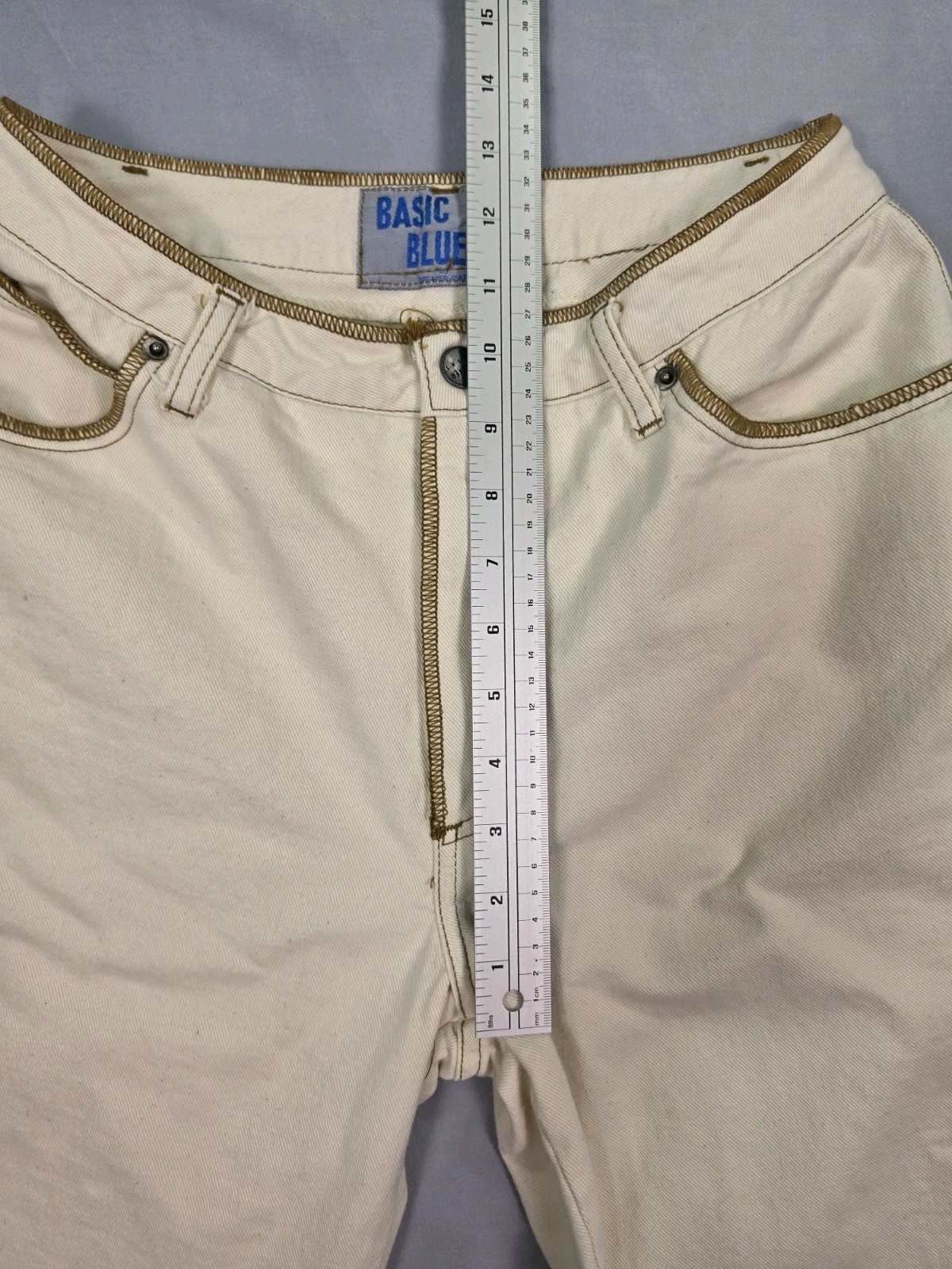 Vintage Basic Blues by Breaker Jeans Cream Gold Stitch High Waist *AS-IS*