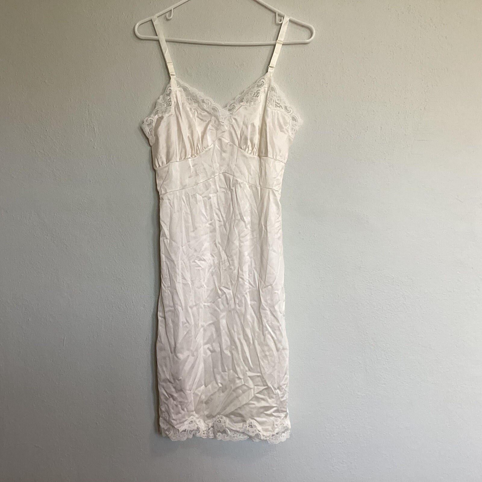 Vintage Lingerie by Vincent Slip Size 36 – Off White Lace Trime Nylon