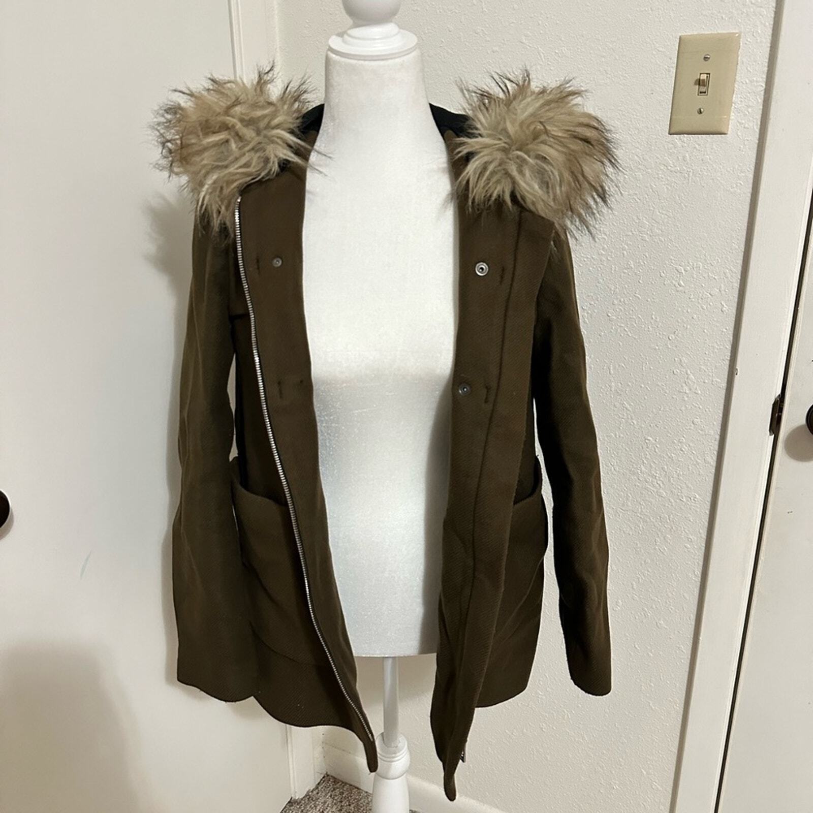 ZARA khaki army green faux fur trim hood duffle coat size XS