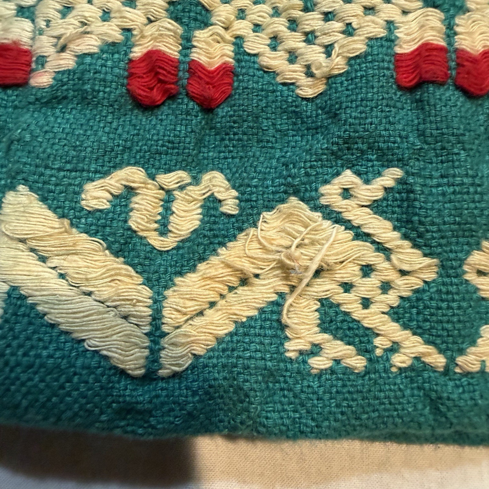 Guatemalan Handmade Woven Traditional Dirndl Skirt Size XS Green Red White Bird