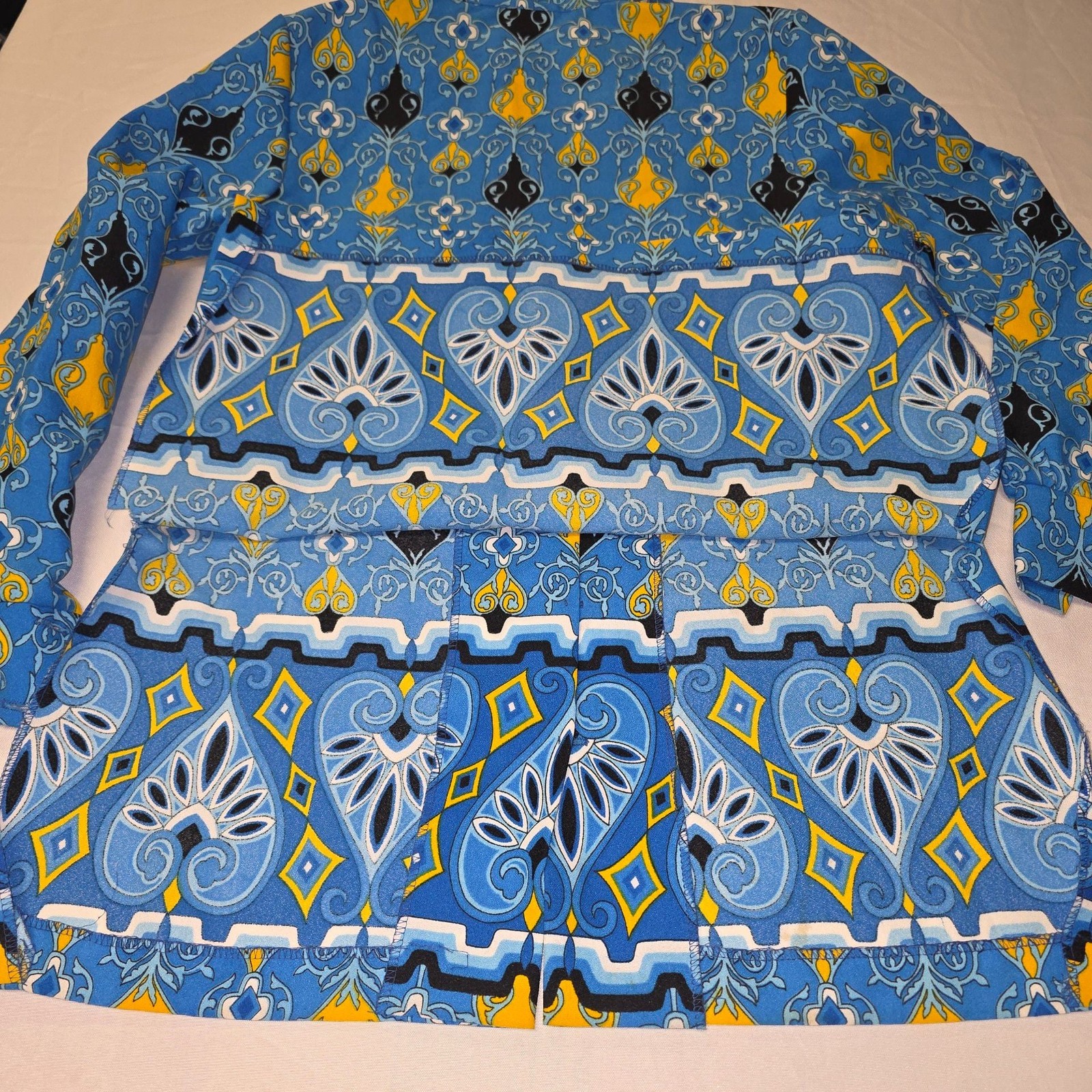 Vintage 60’s Pykettes Blue and Yellow Geometric Print women’s blouse shirt