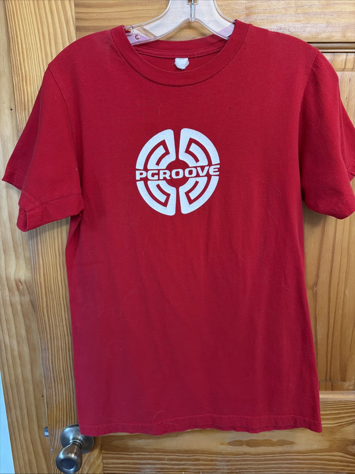 Red Iconic Vintage Perpetual Groove T-Shirt, Women’s Medium