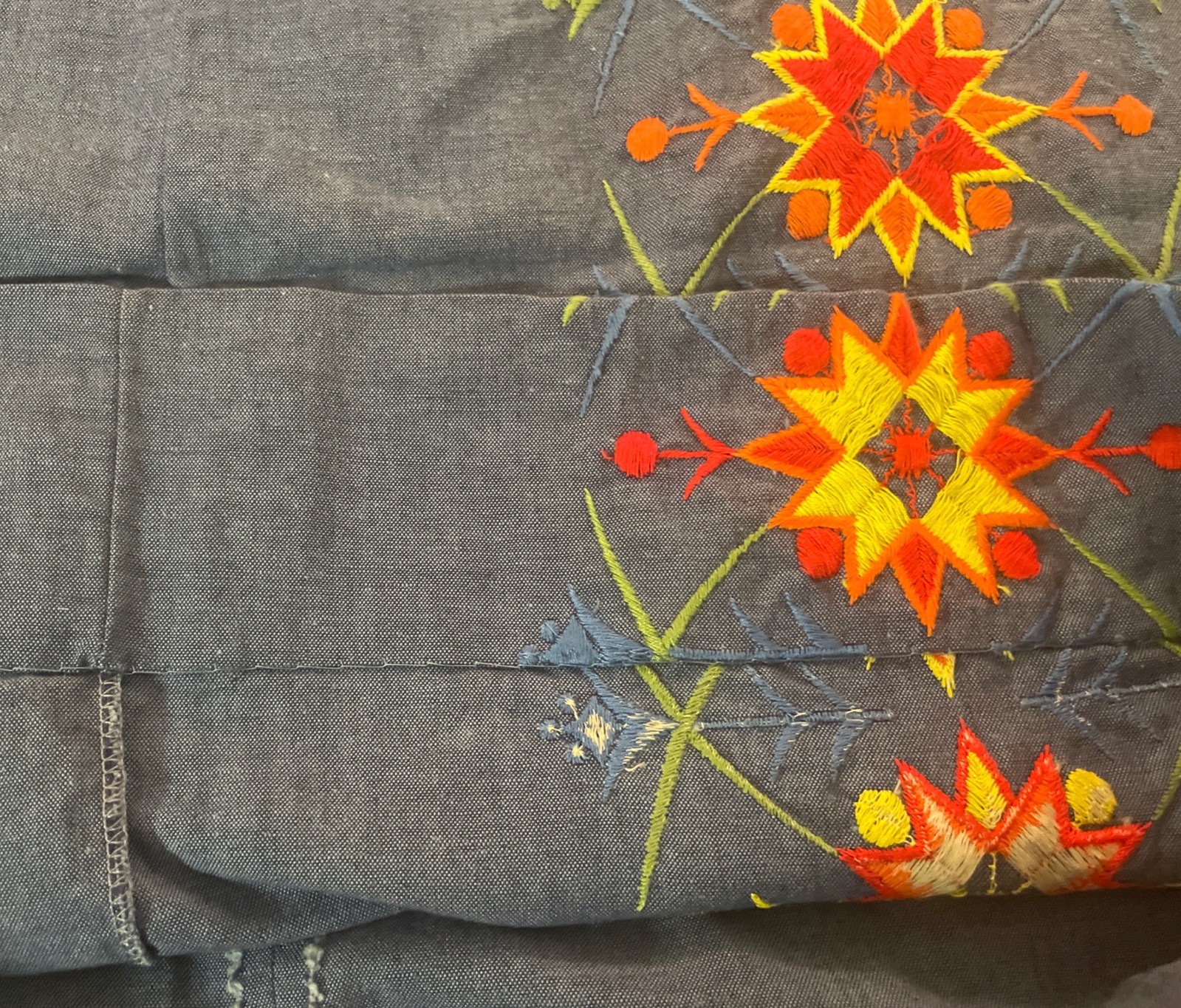 Vintage 60s 70s Katz Shift Dress Chambray Nordic Sunburst Embroidery 34 EUC