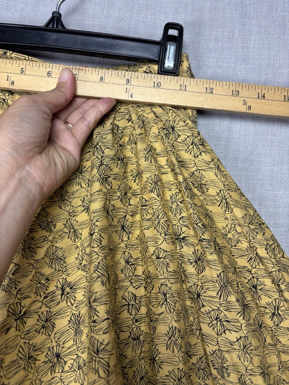 Vintage 50s Yellow Black Floral Cotton Full Circle Skirt XS