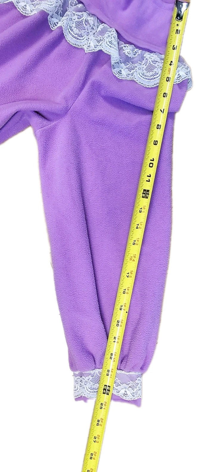 Vtg Sears Famous Bodies Women’s L Robe Housecoat Pink/Lavender Lace Fleece Long
