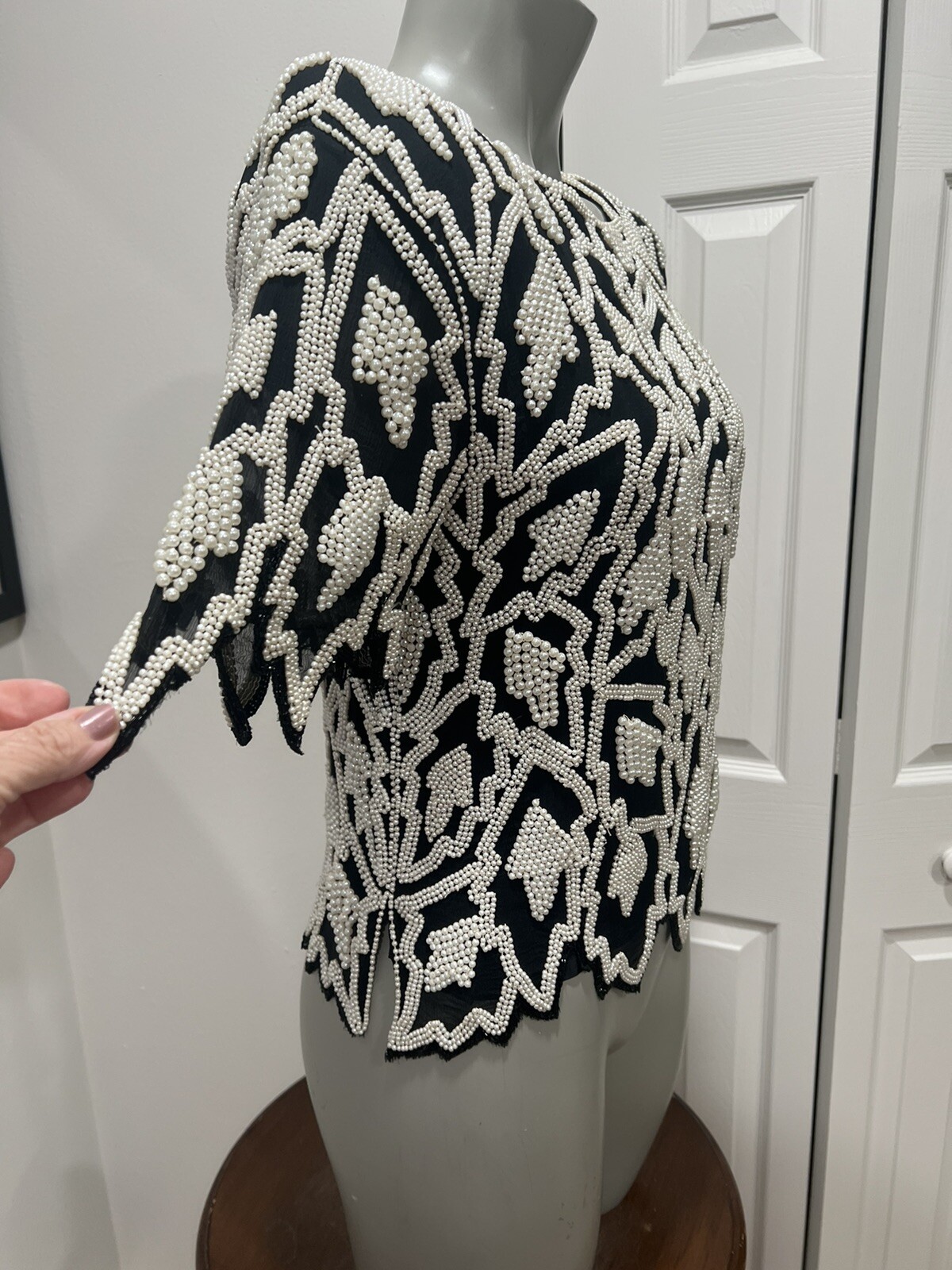 Vtg 80s SweeLo Black Silk Blouse Adorned With Pearls. Zig Zag Sleeves & HemSz. L