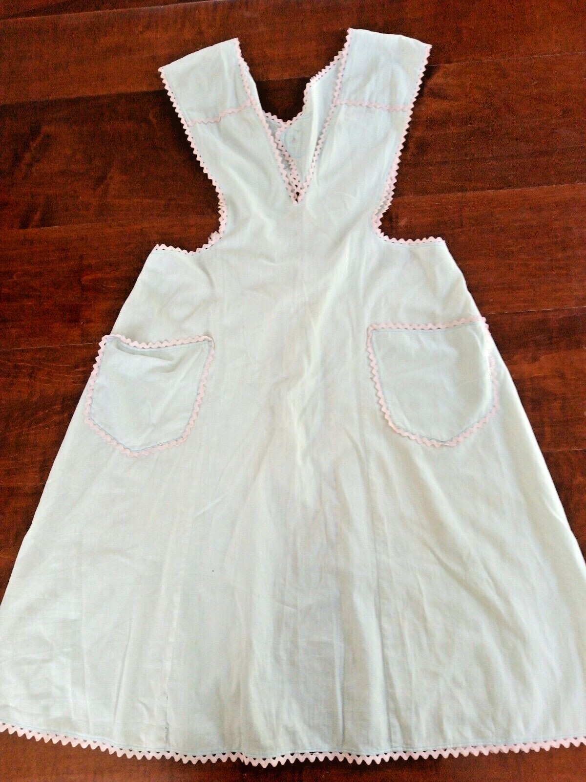 Vintage Mennonite Women’s Lot Bonnet, 2 Smock Aprons, Handkerchief, and 4 Books