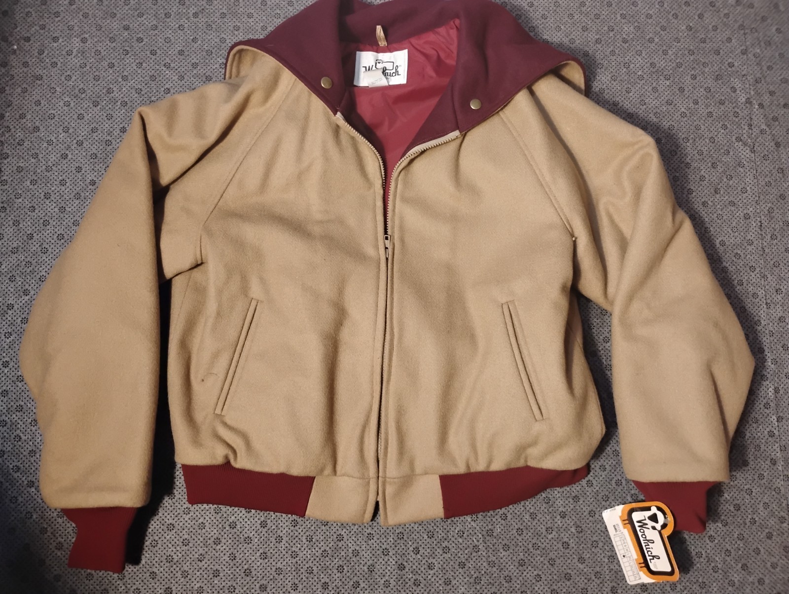 Woolrich Coat Women’s Large Virgin Wool Split Hood Camel Brown & Burgundy VTG