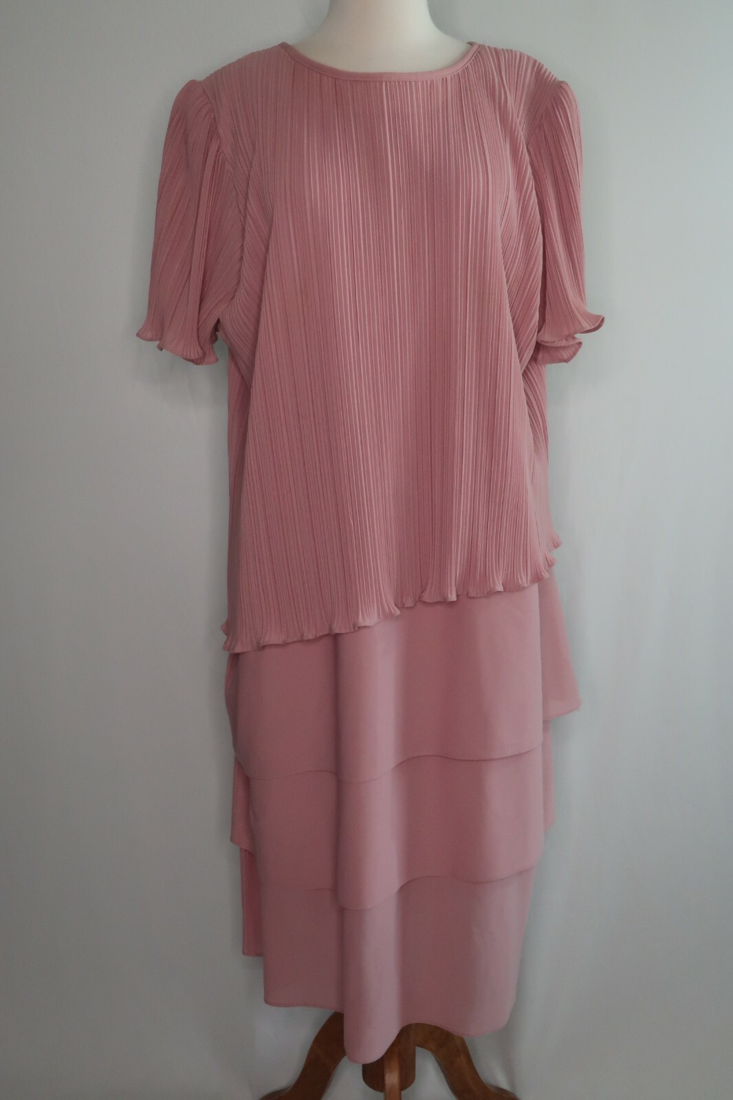 VTG 40’s CUE Fashions Pink Layered Pleated Dress Sz 24 1/2 USA Made