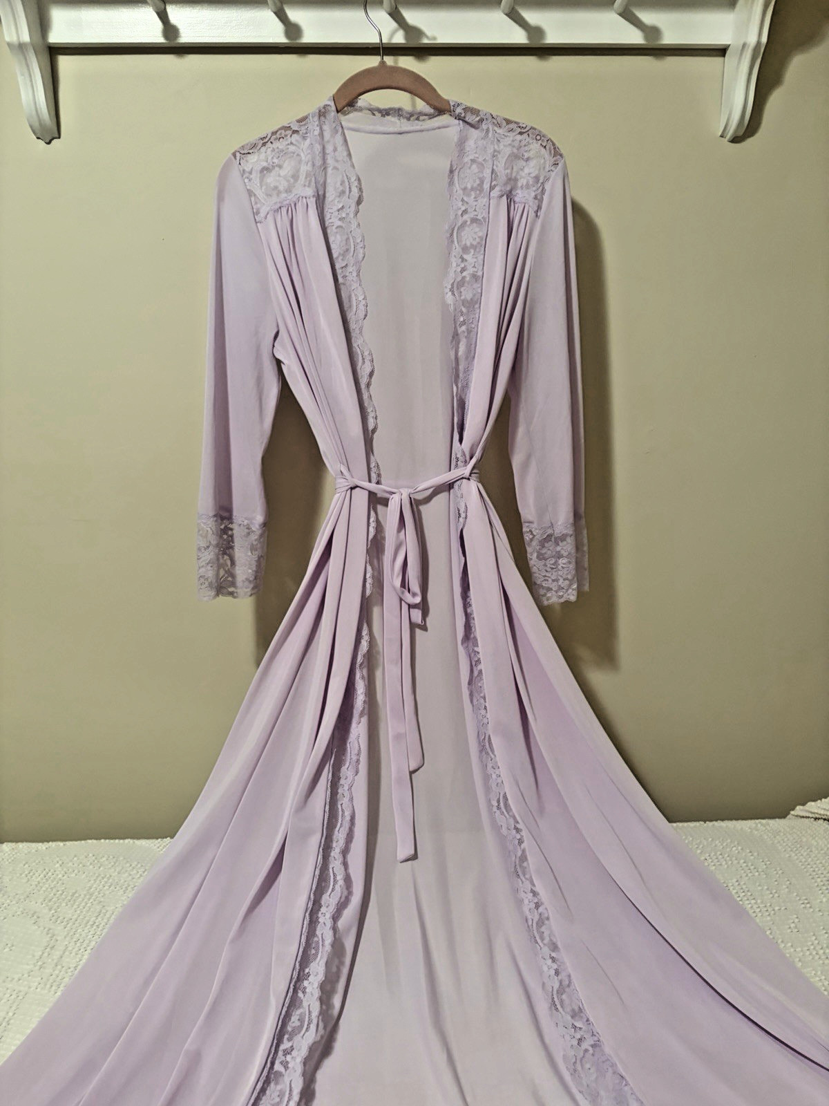 VTG Olga Bodysilk LOT Sz S Negligee & 1 Robe Set Aqua Pale Yellow Lavender -Read