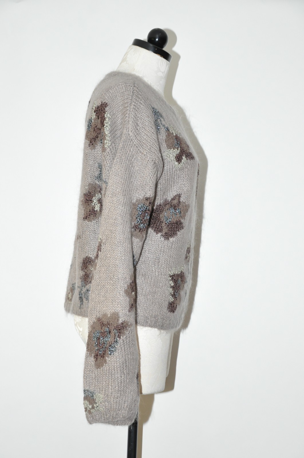 90s Vintage Gray Floral Mohair Wool Handknit Crewneck Cropped Sweater Women M L