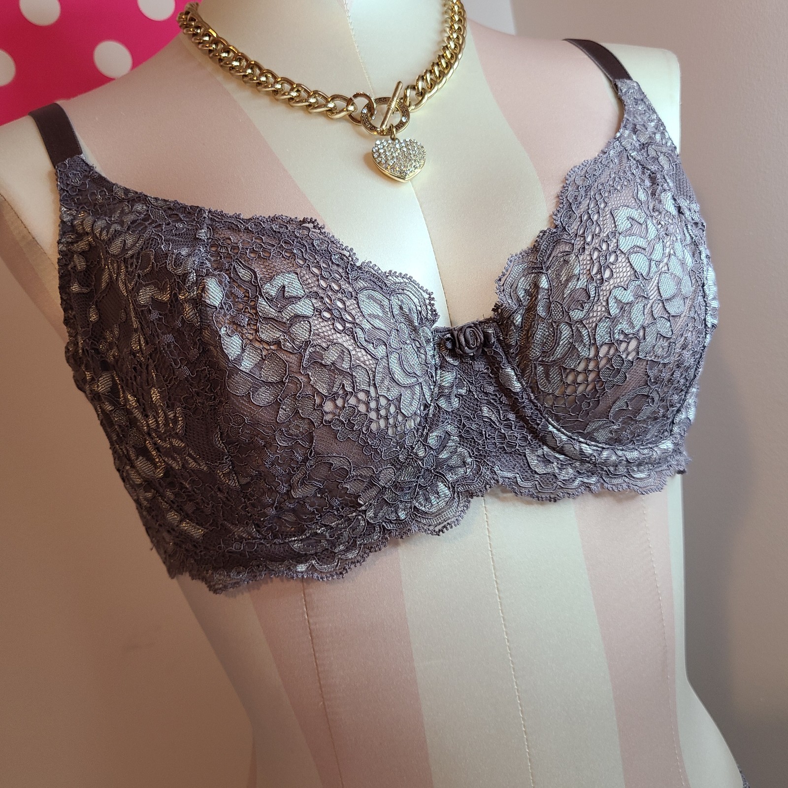 VTG Victoria’s Secret Second Skin Miracle Lace Bra/ Panty Set Size 36C/Sm