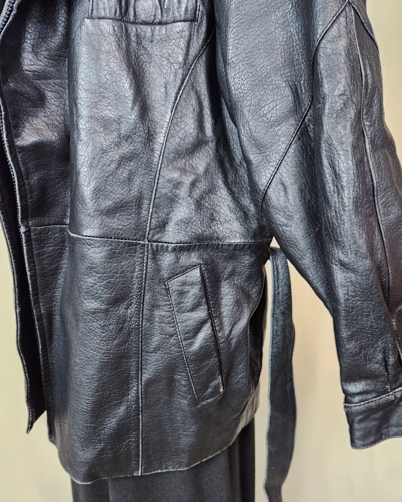 Vintage & Unique PELLE STUDIO Womens Black Leather Coat Jacket w/ Belt size M