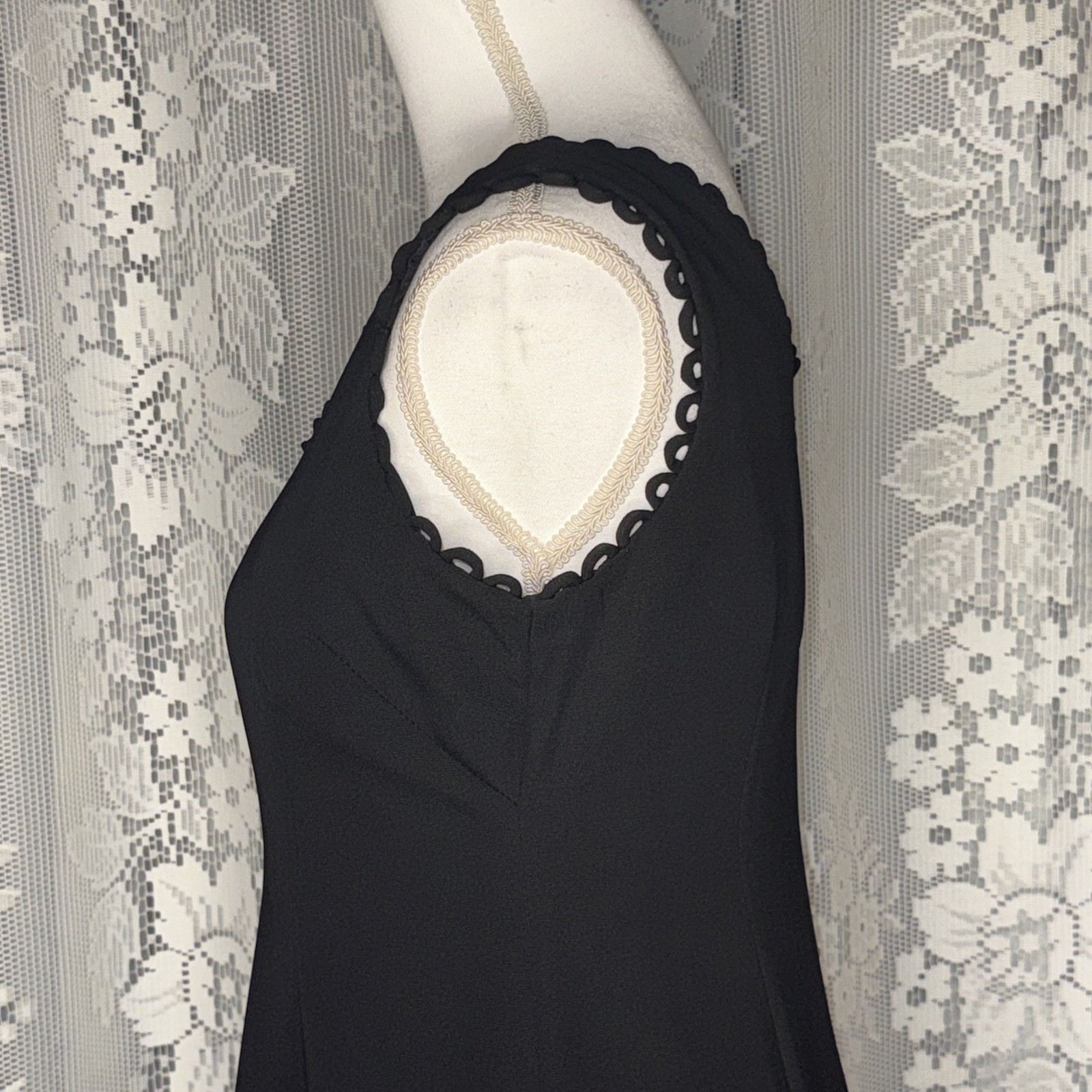 Vintage Danny & Nicole New York Little Black Sleeveless Lined Darted Dress 4P