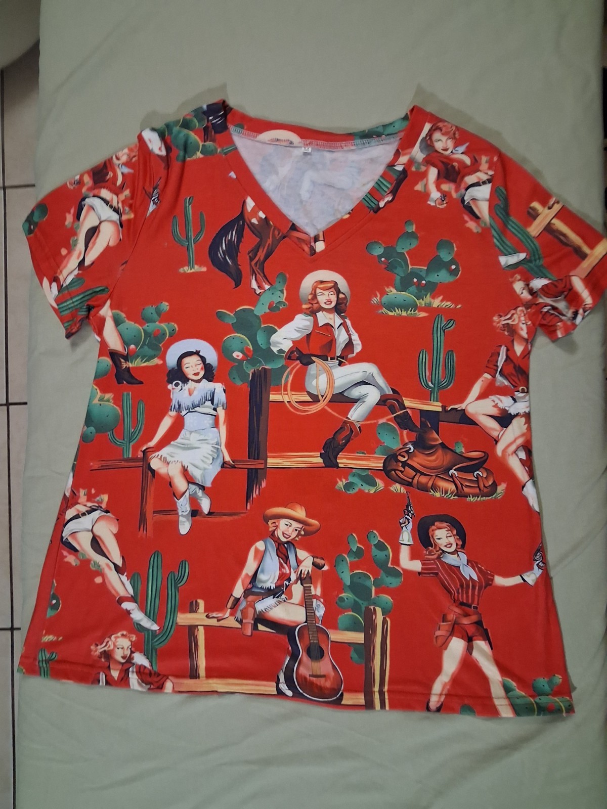 Retro Western Cowgirl Pinup V-Neck T-Shirt Women’s Red W Desert Cactus Rodeo MED