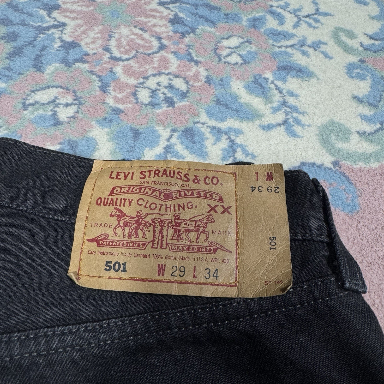 Rare Vintage 90s Women’s Black Levi’s XX 501 Made In USA 29×34