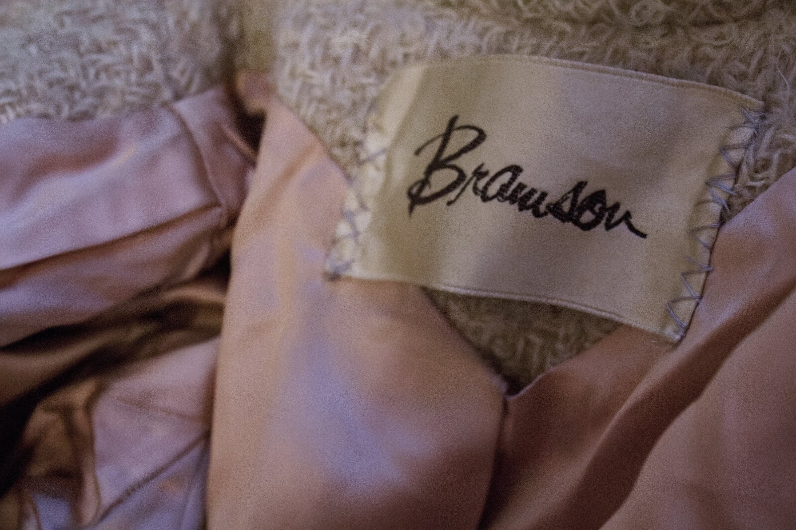 Branson Retro Vintage 1950’s-70’s HEAVY Winter Coat Blonde Beige Buttons Cream