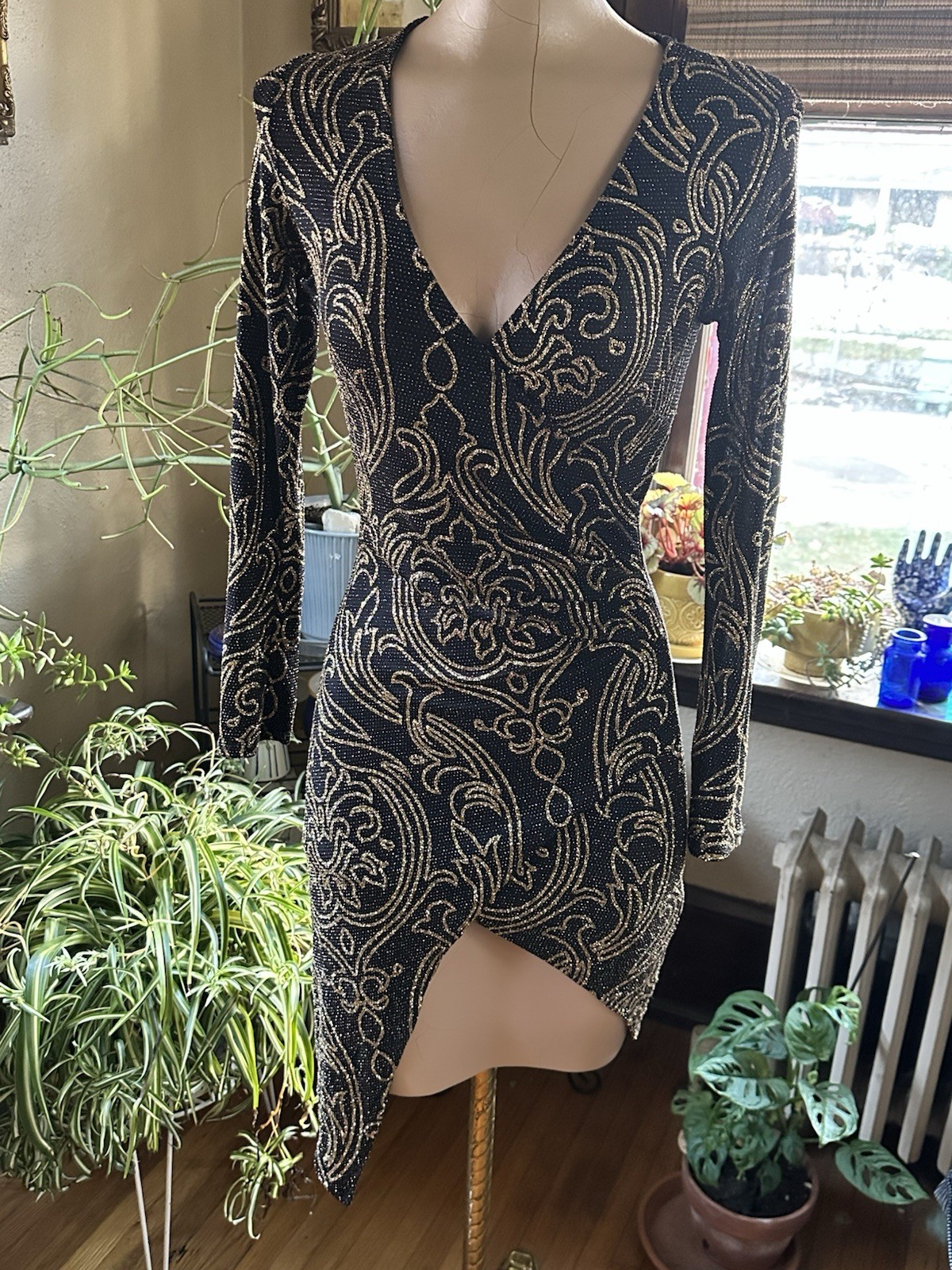 Love Culture Vintage 90s/Y2K Body Con Black Shimmer Dress with Gold Design Sz. S