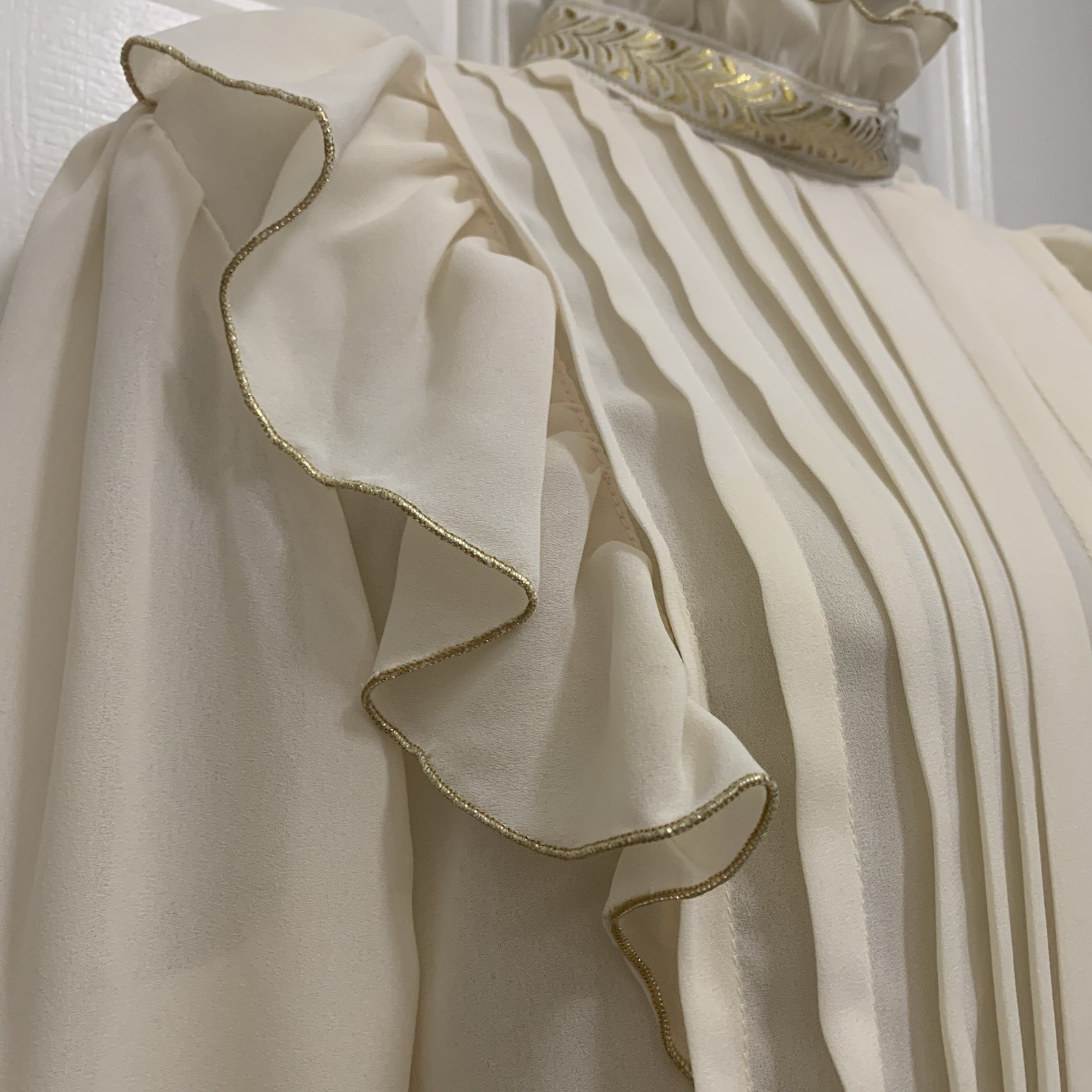 Vtg Diane Richards Women’s Ivory Victorian Blouse Sz 16 Pleated Ruffle Gold Trim