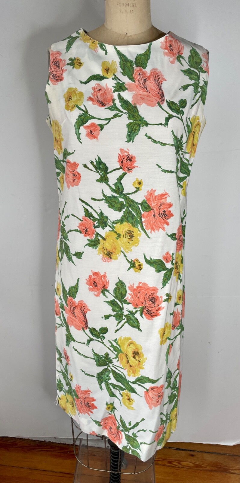 VTG 60’S HANDMADE WHITE CORAL YELLOW CABBAGE ROSE PRINT SHIFT DRESS W BELT*S/M