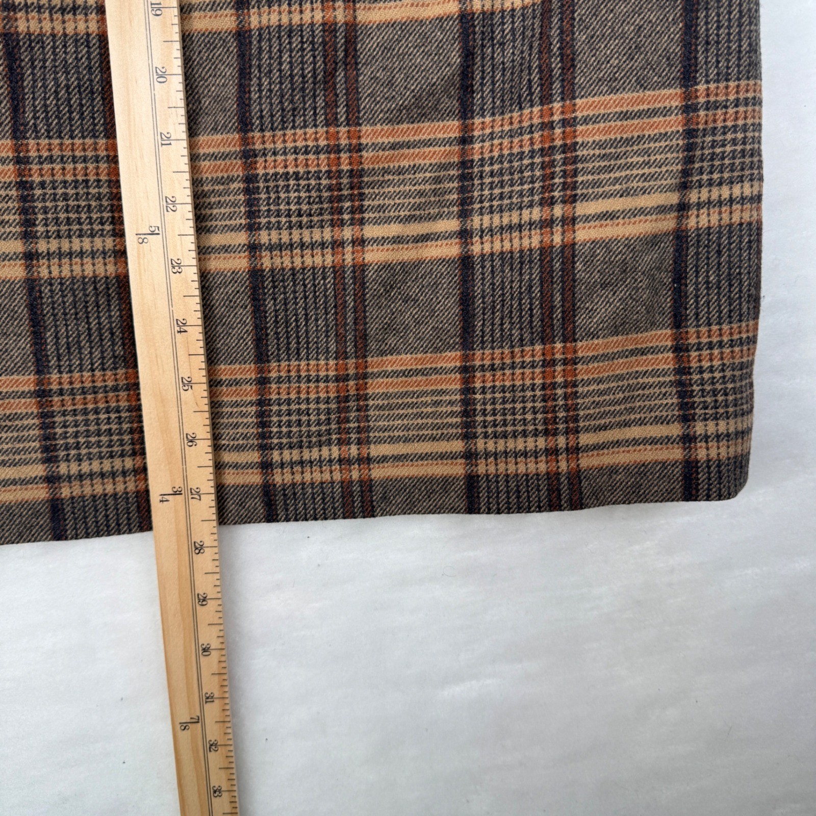 Vintage Pendleton Wool Skirt Large Womens Plaid 100% Virgin Wool USA Made Preppy