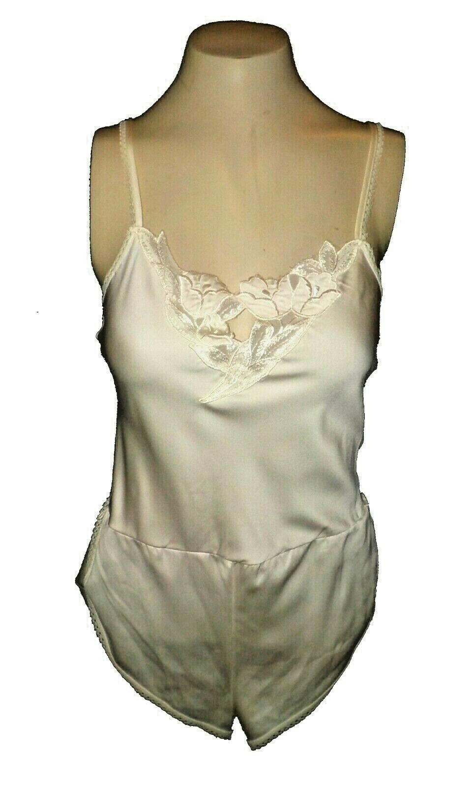 Vintage 1960s Teddie Body Suit, Warner’s Collector’s Items 55990 Petite White
