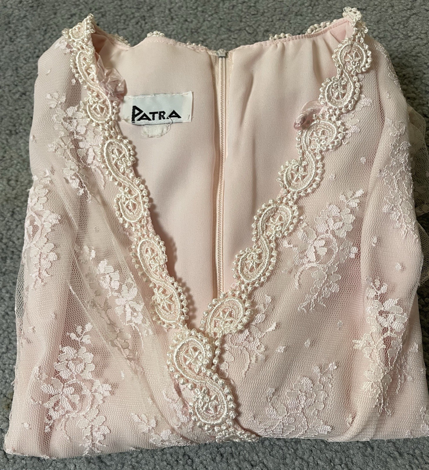 70s Embroidered Floral Lace Midi Dress Sz 15/16 Pink Flutter Sleeve Cocktail