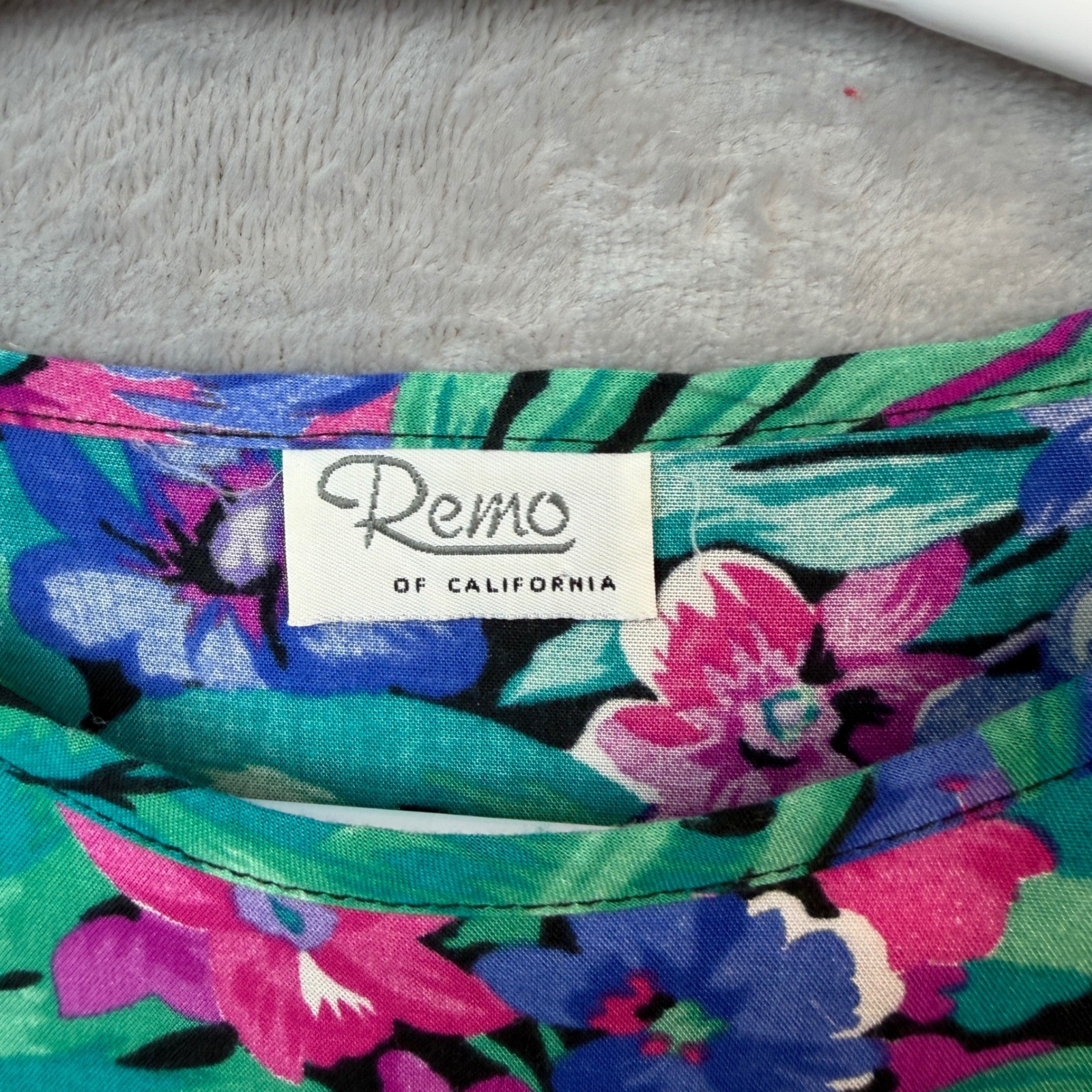 Remo of California Top Womens XL Multicolor Tropical Floral Short Sleeve Vintage
