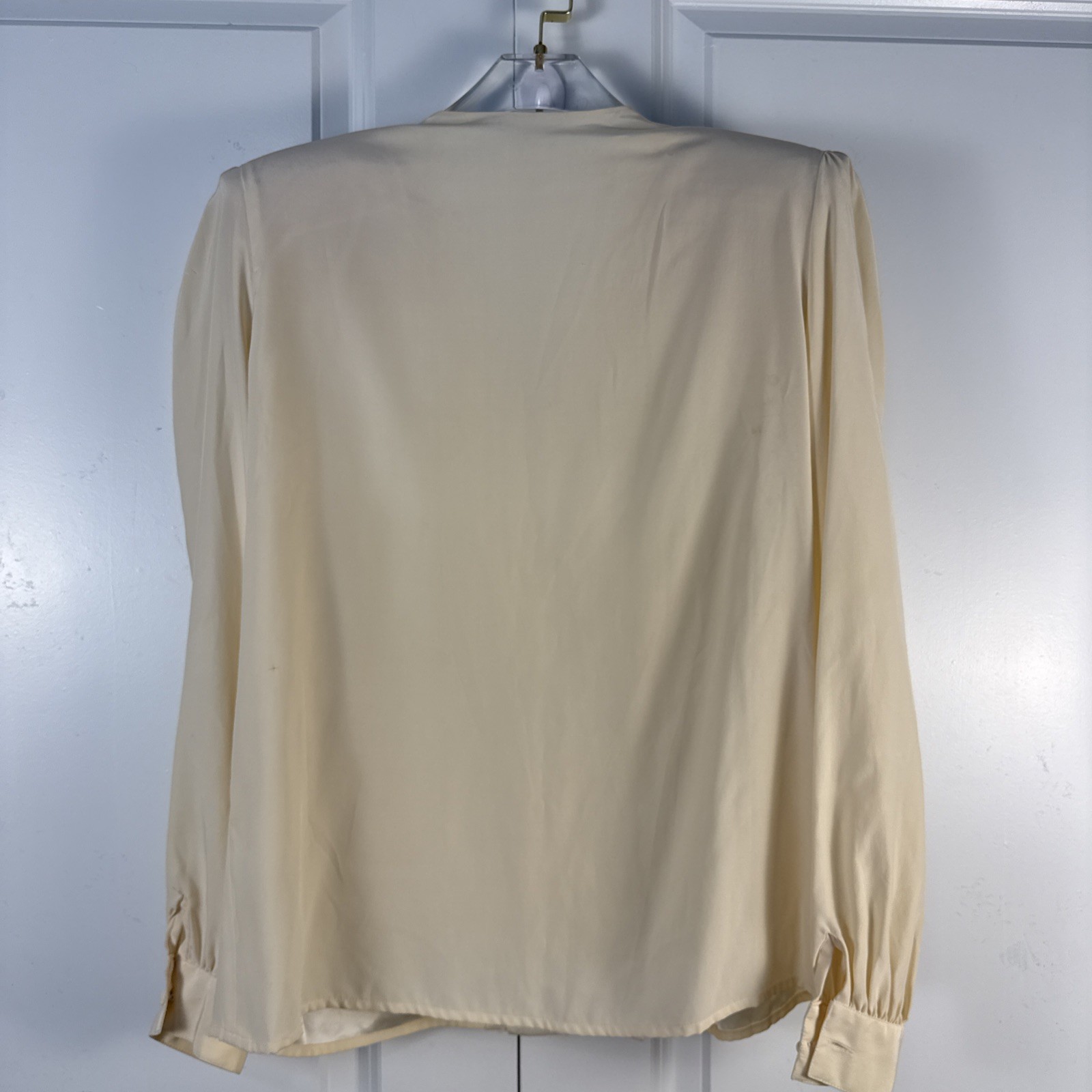 Vtg 100% Silk Blouse 8 Cream Pleats Faux Wrap Shoulder Pads Dynasty Old Money