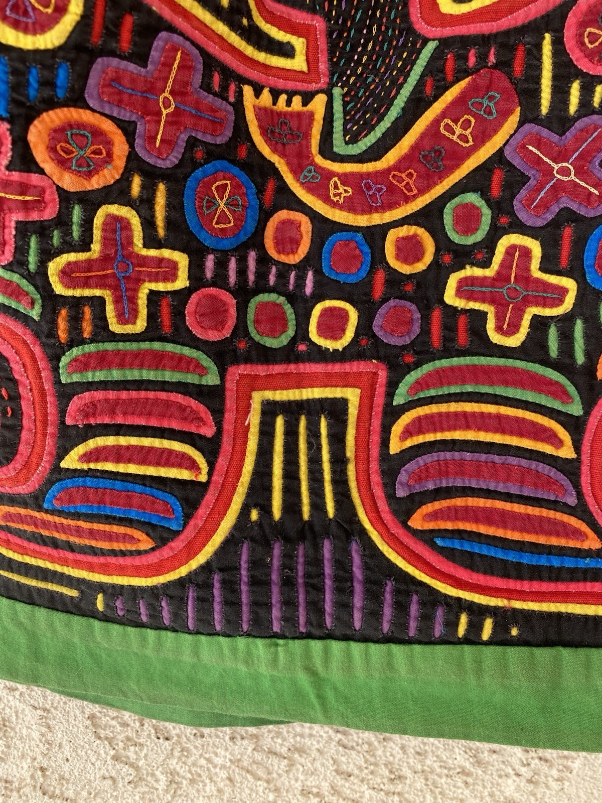 Vintage Kuna Mola Blouse Reverse Applique Winged Figure Panama Folk Art Top