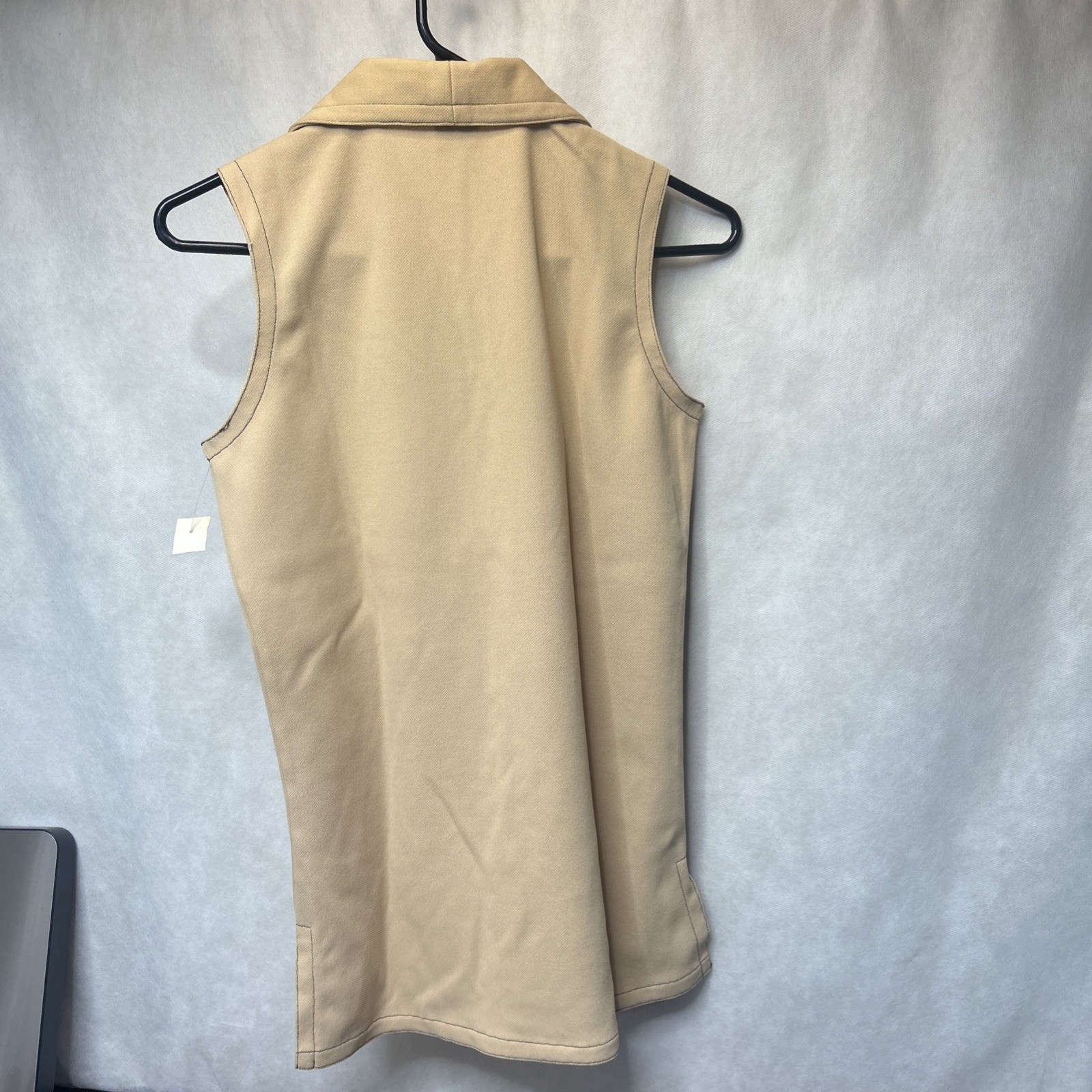 Vintage Sleeveless Lace Up Blouse Lot Of 2 100% Polyester Made In korea Tan ,Blu