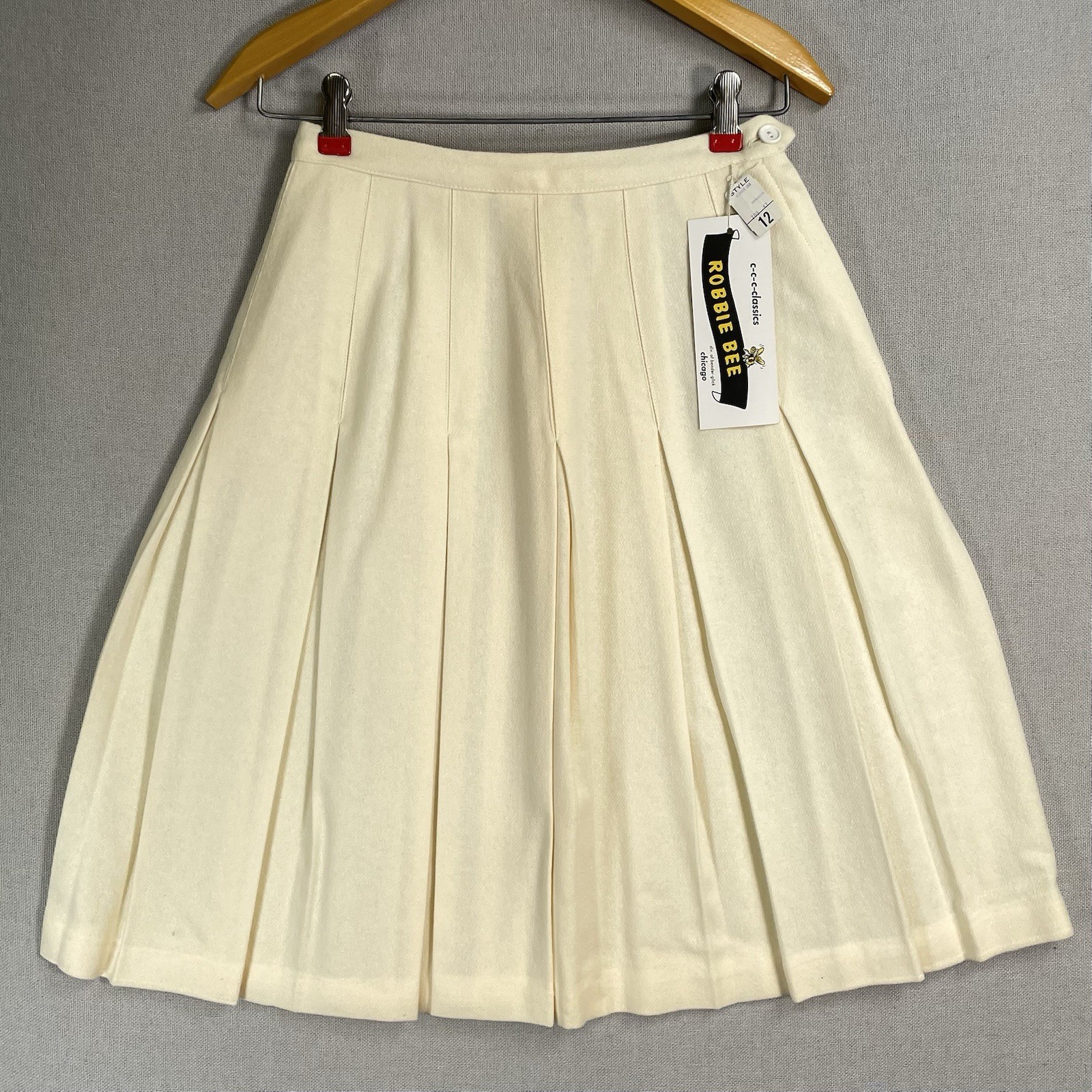 VINTAGE 60s Wool Pleated Skirt Womens Size 12 Robbie Bee Ivory Ivy Preppy NWT!