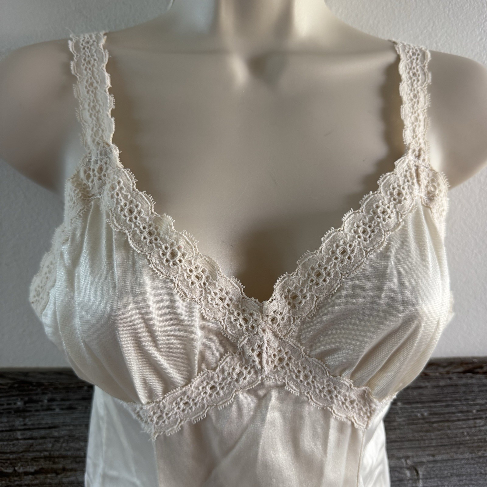 Vintage Greenco Maid Camisole Ivory Lace Trim Lingerie Top Size Medium (J1)