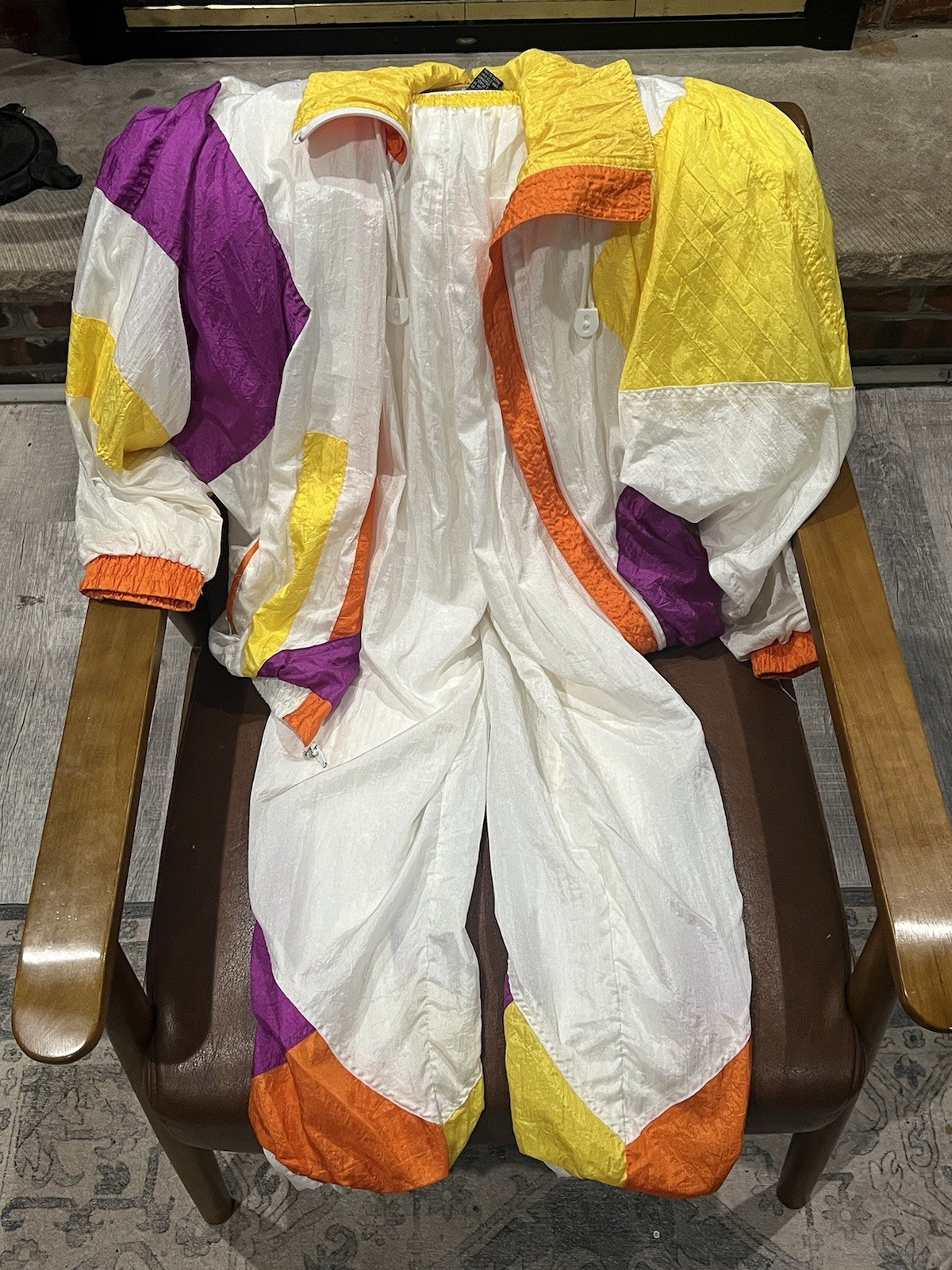 VINTAGE “Total Impact” 80s/90s RETRO Multi-Color Nylon Jogging Suit/Size Small