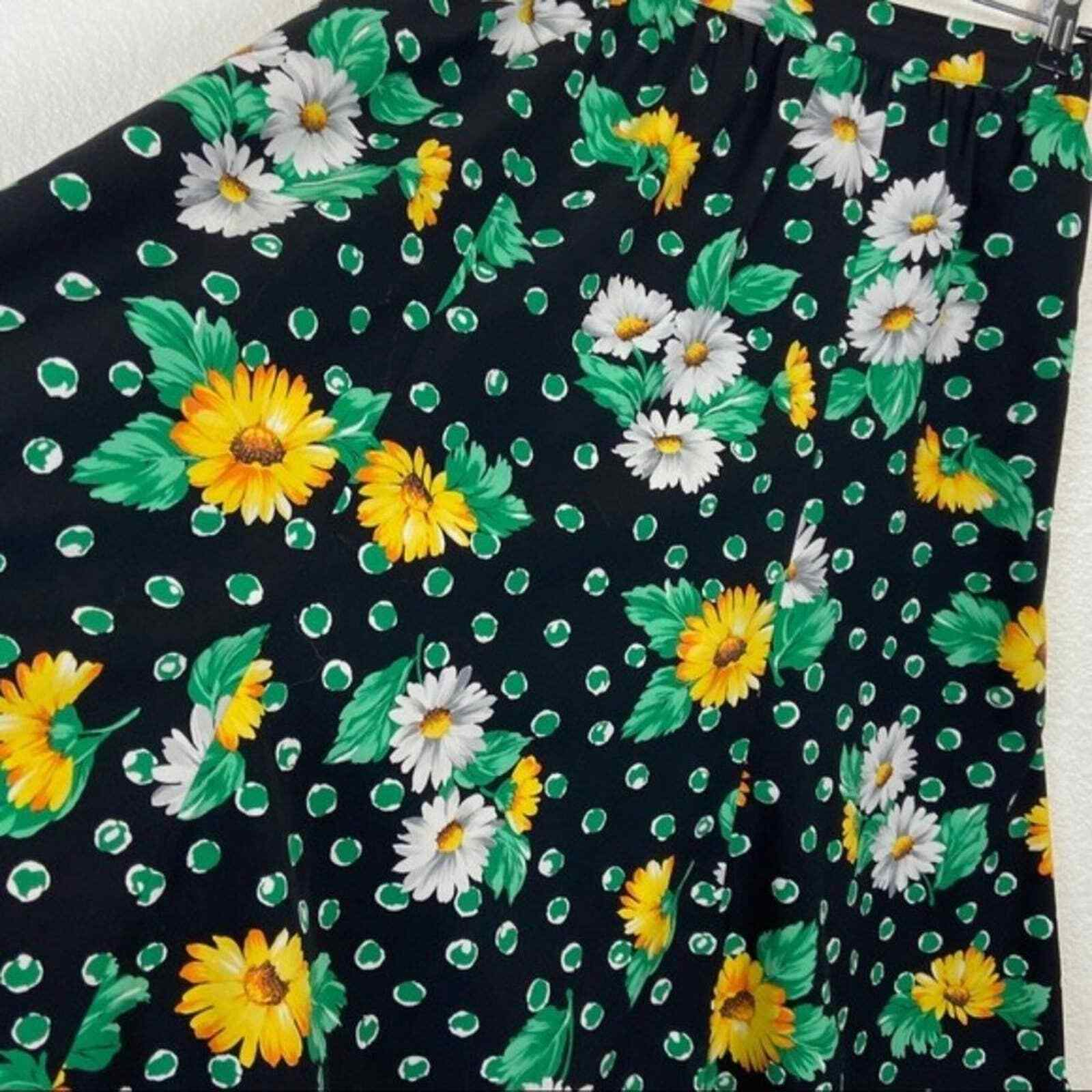 Daisy Flared Skirt Women’s Size 18 Vintage Pyke Limited Multicolor Floral