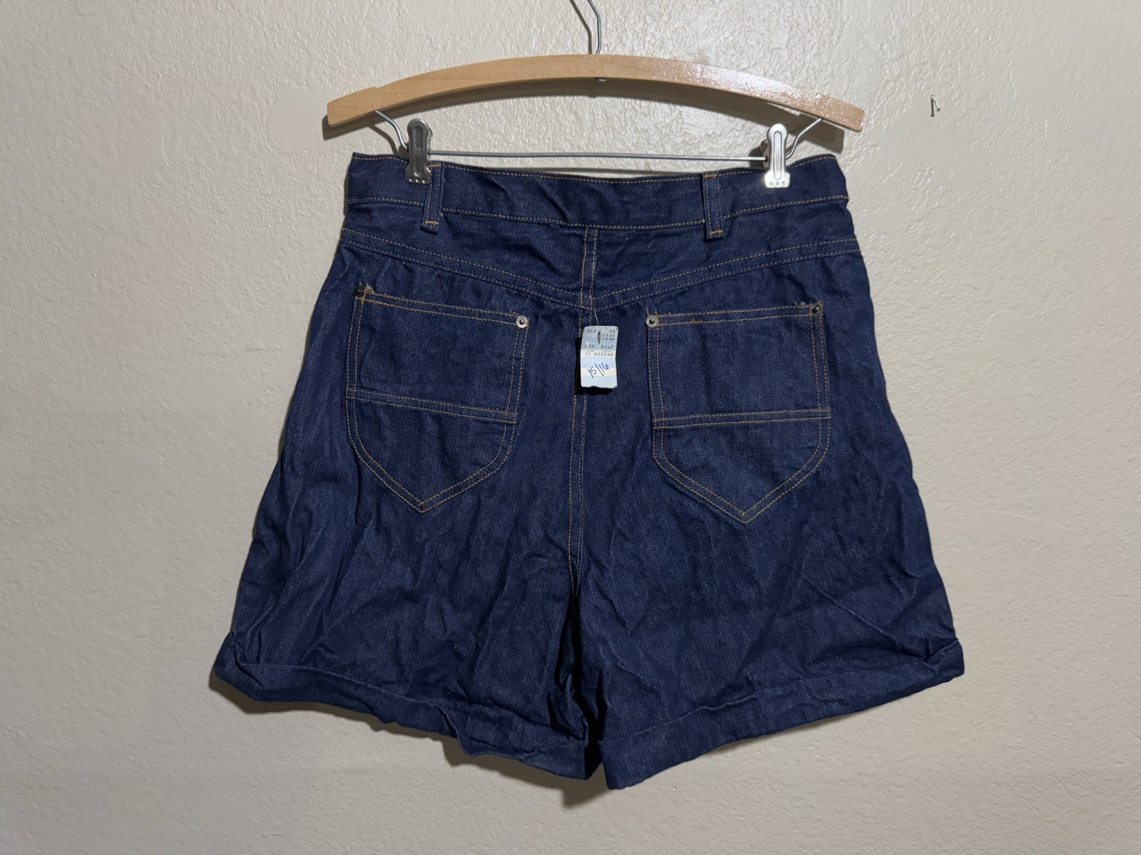 NWT Vtg A’Milano 1970s Denim Shorts Rolled Cuffs Women’s 15/16 13”Rise 30”waist