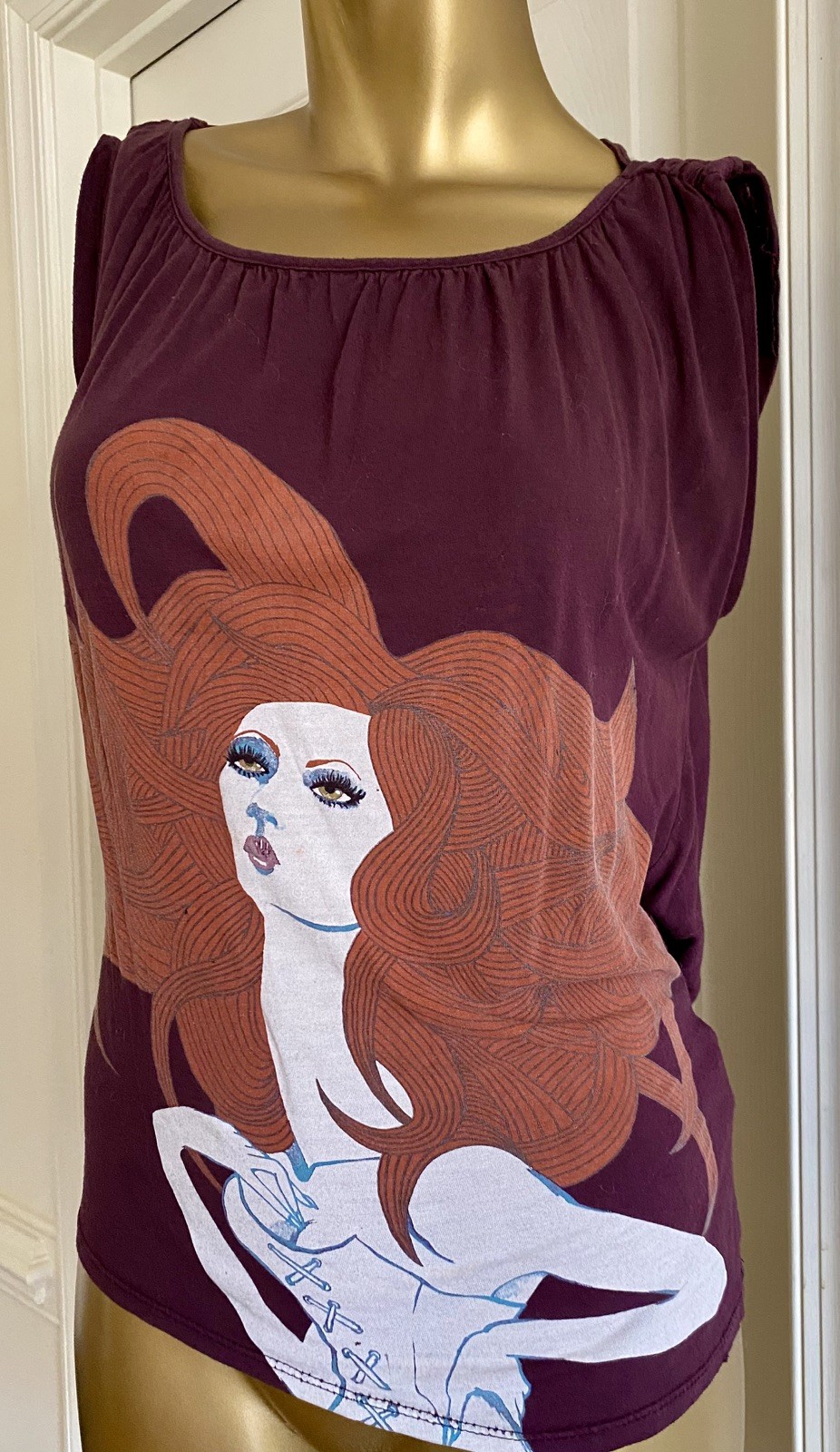 Vtg ZARA Trafaluc TRF Sultry Redhead Pop Art Graphic Low Back Top T Shirt Size M
