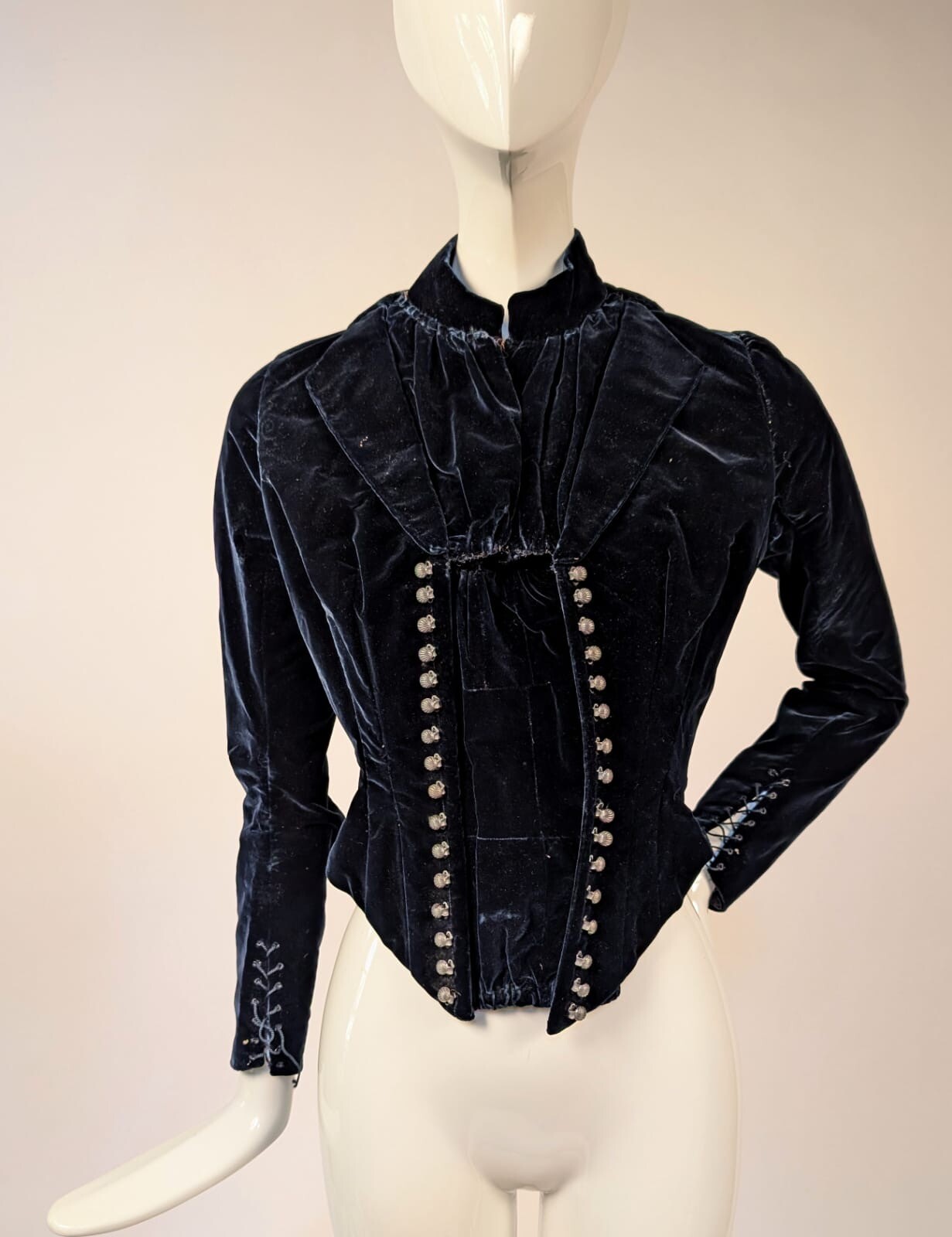GOTHIC VICTORIAN 19TH C BLACK SILK VELVET JACKET W CORSET LACING HOOKS + GROMMET