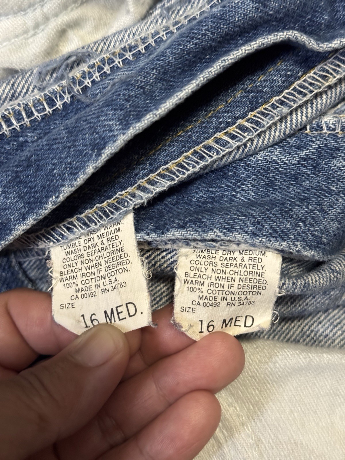 VINTAGE LEE Official Mom Jeans Light Acid Wash Pleated Lot Of 2 Sz 16M 32×29