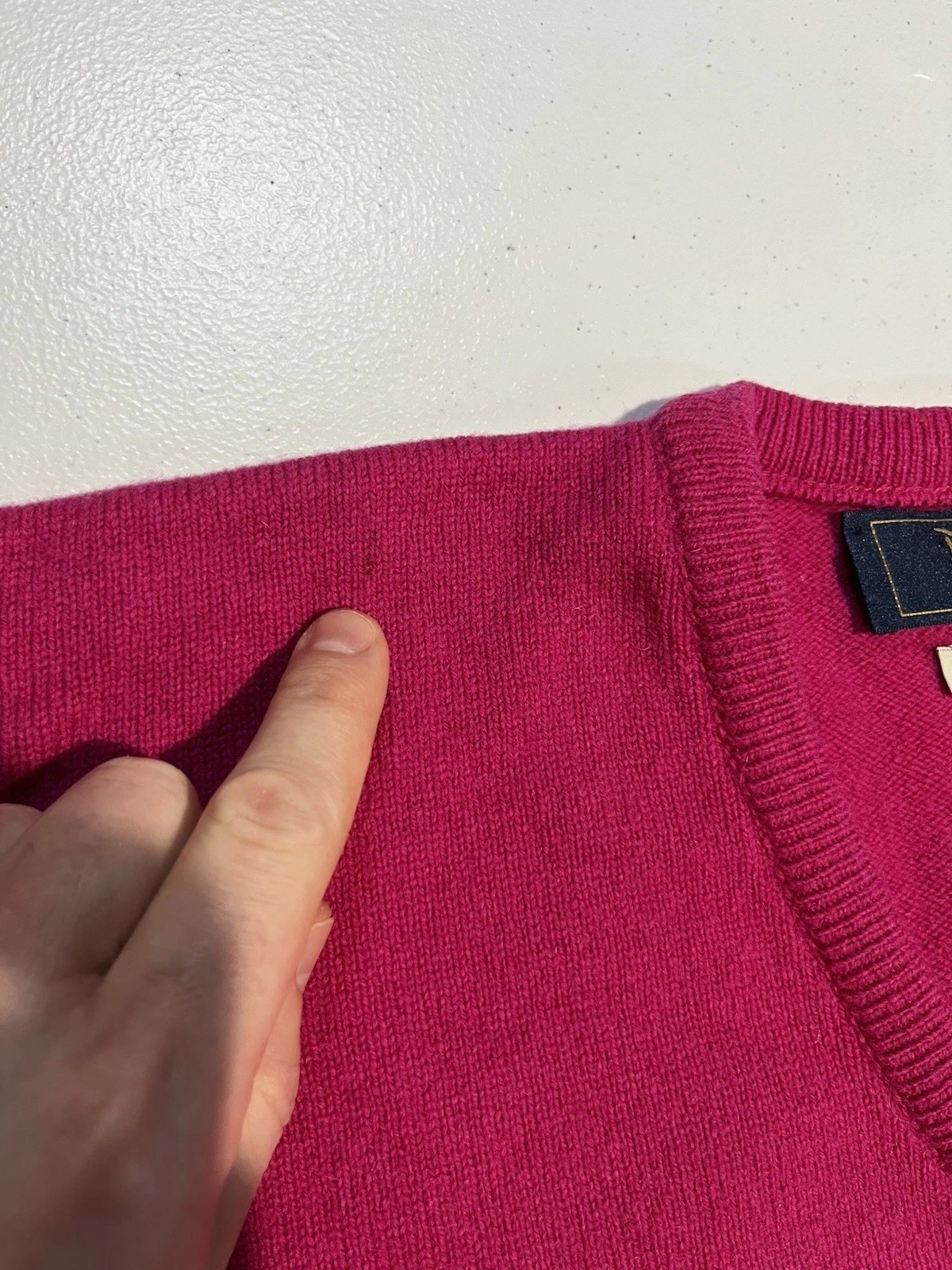 vtg Pringle 100% Wool Sweater Scotland Made Pink Purple V-Neck Knit Women Medium