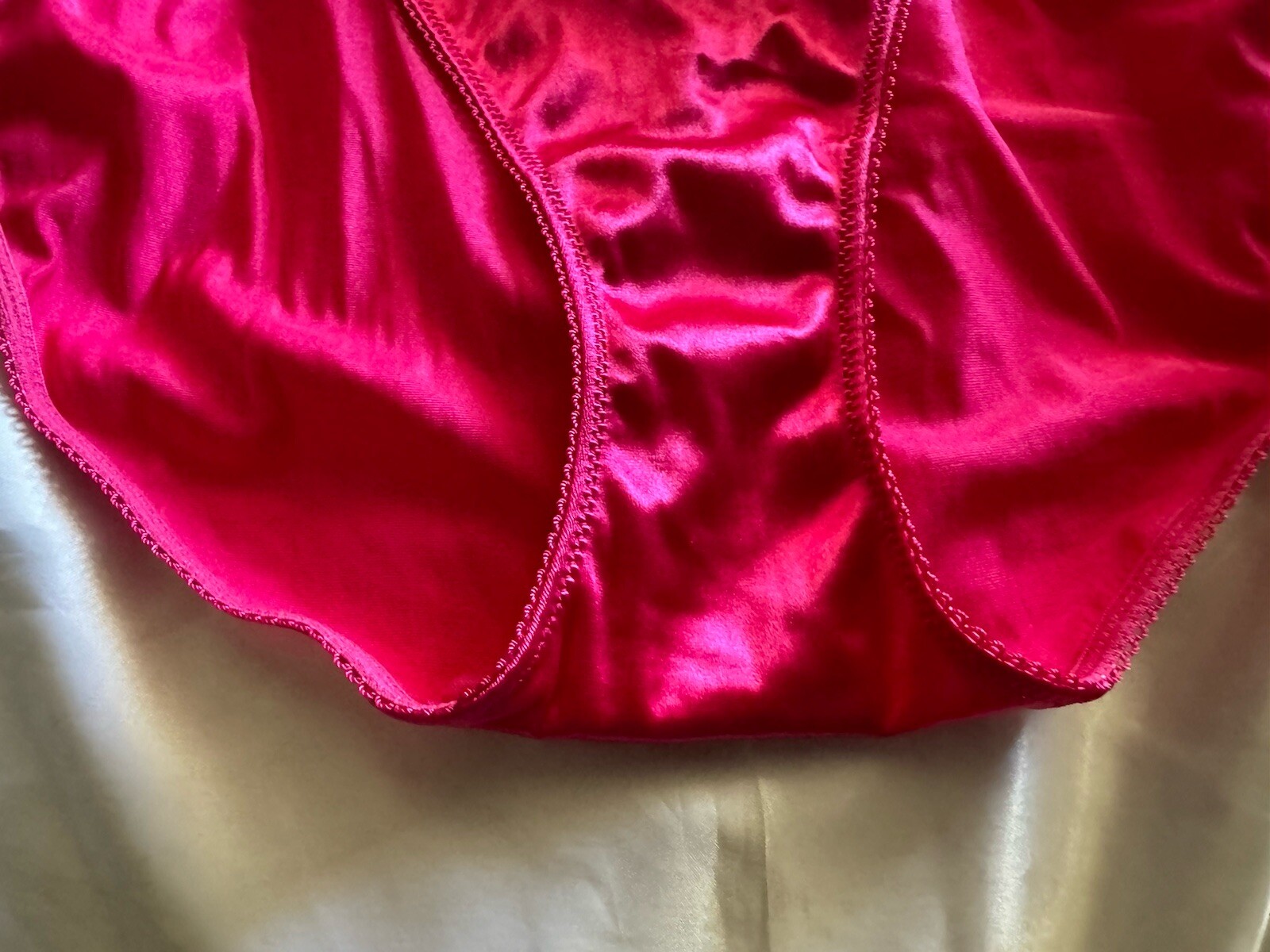 VTG Smart & Sexy SECOND SKIN SATIN STRING BIKINI PANTY Sz 8 XL Hot Pink
