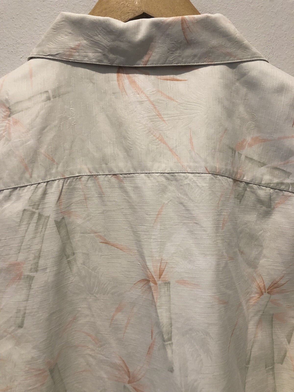 VTG Tommy Bahama Shirt Womens Large Floral Silk Camp Hawaiian Nautical Coastal