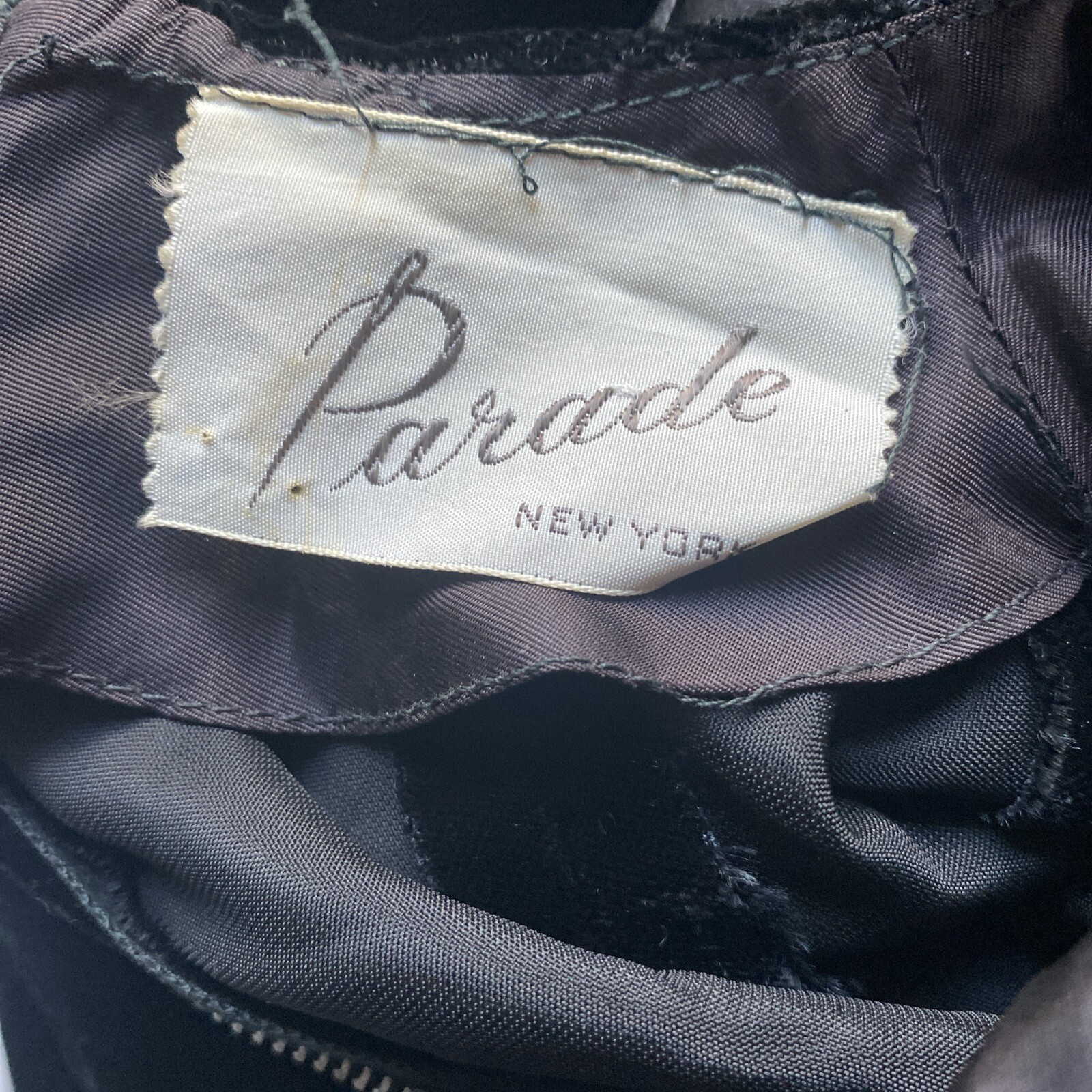 Vintage Parade New York Dress Black Velvet Long Sleeves Bow Belt SZ XS Chest 30”