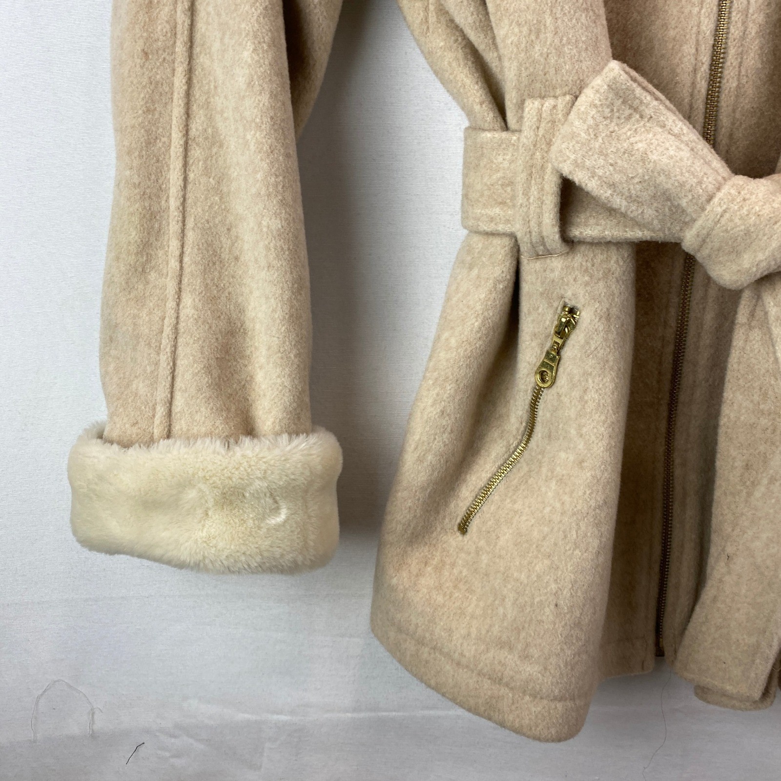 VTG Lorovi Hooded Faux Fur Trim Wool Belted Coat Womens M Beige Made in USA Zip