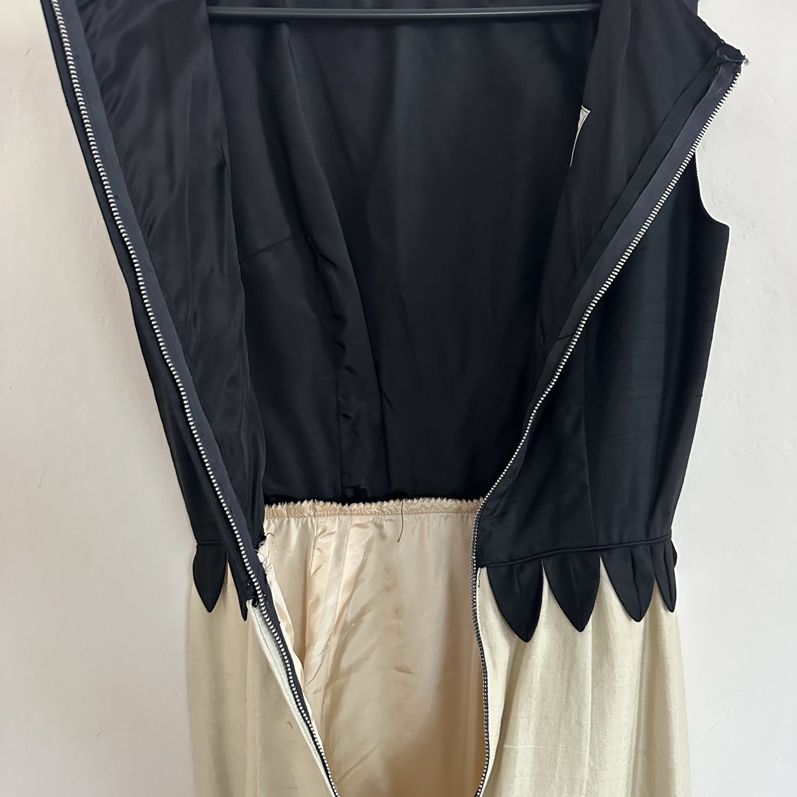Vintage 60s Jay Herbert Silk Dress Sz XS/S Black Cream Gold Cocktail Knee Length