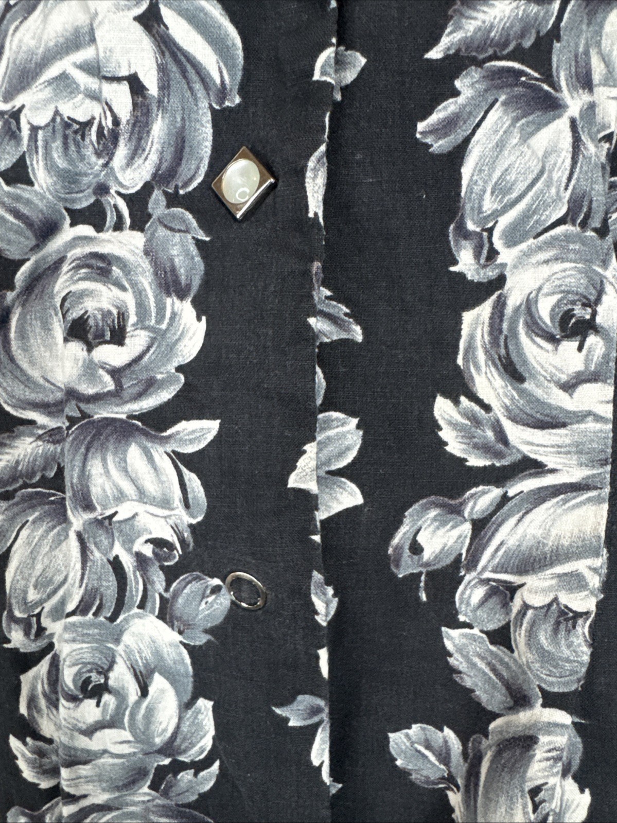 Vintage Levis Western Wear Pearl Snap Shirt Short Sleeve Black Floral Cotton