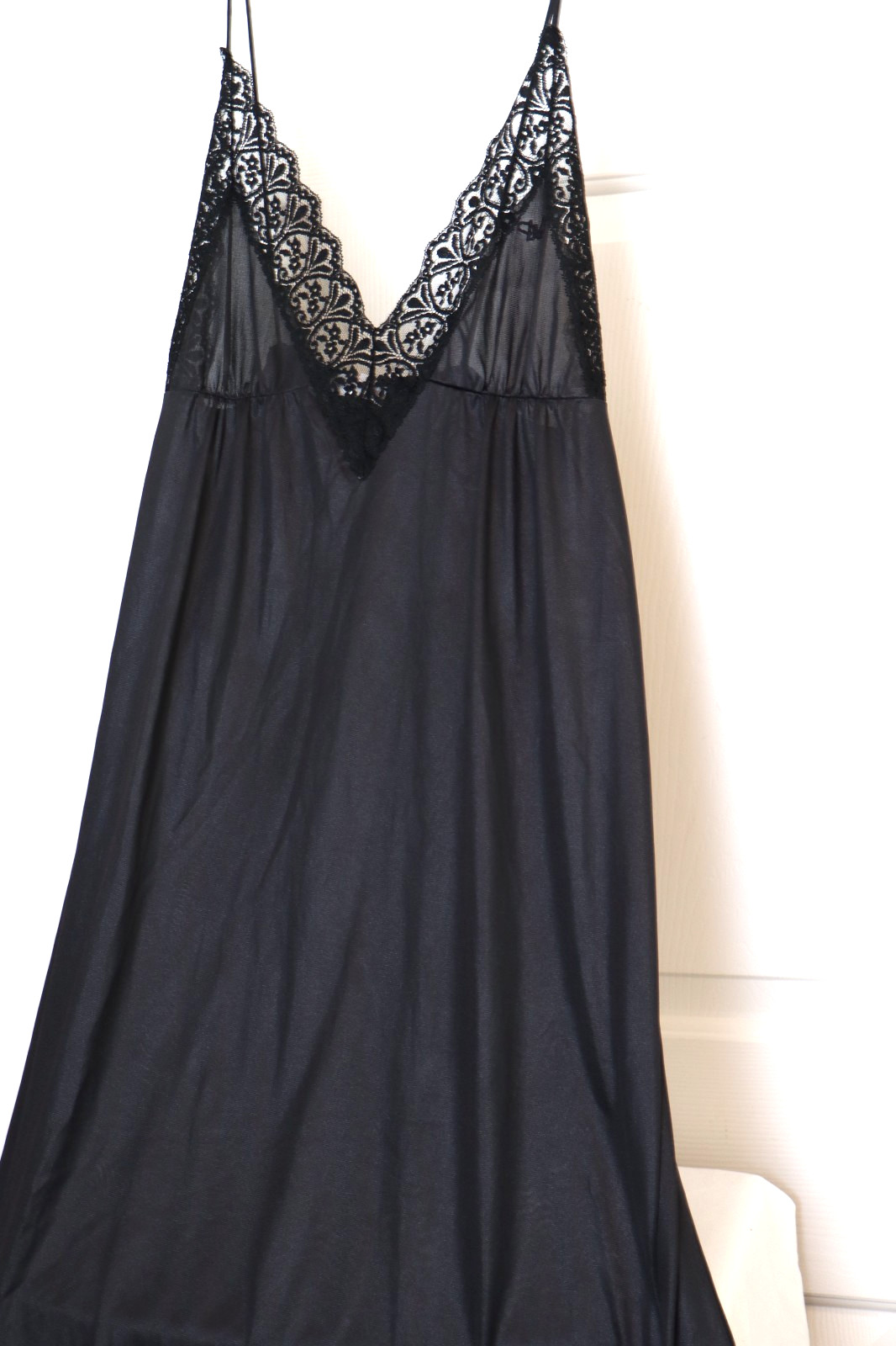 Diane Von Furstenberg BLACK NYLON LONG NIGHTGOWN Lingerie USA Size PETITE LKN
