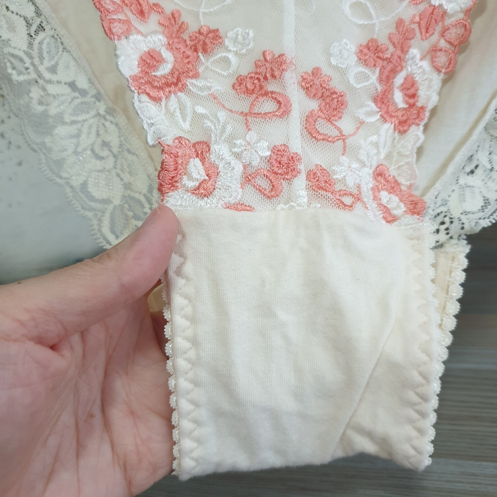 Vintage Ivory Cotton Panty Sissy Floral Nylon Lace Brief Size 9-10 Hip 44-47″