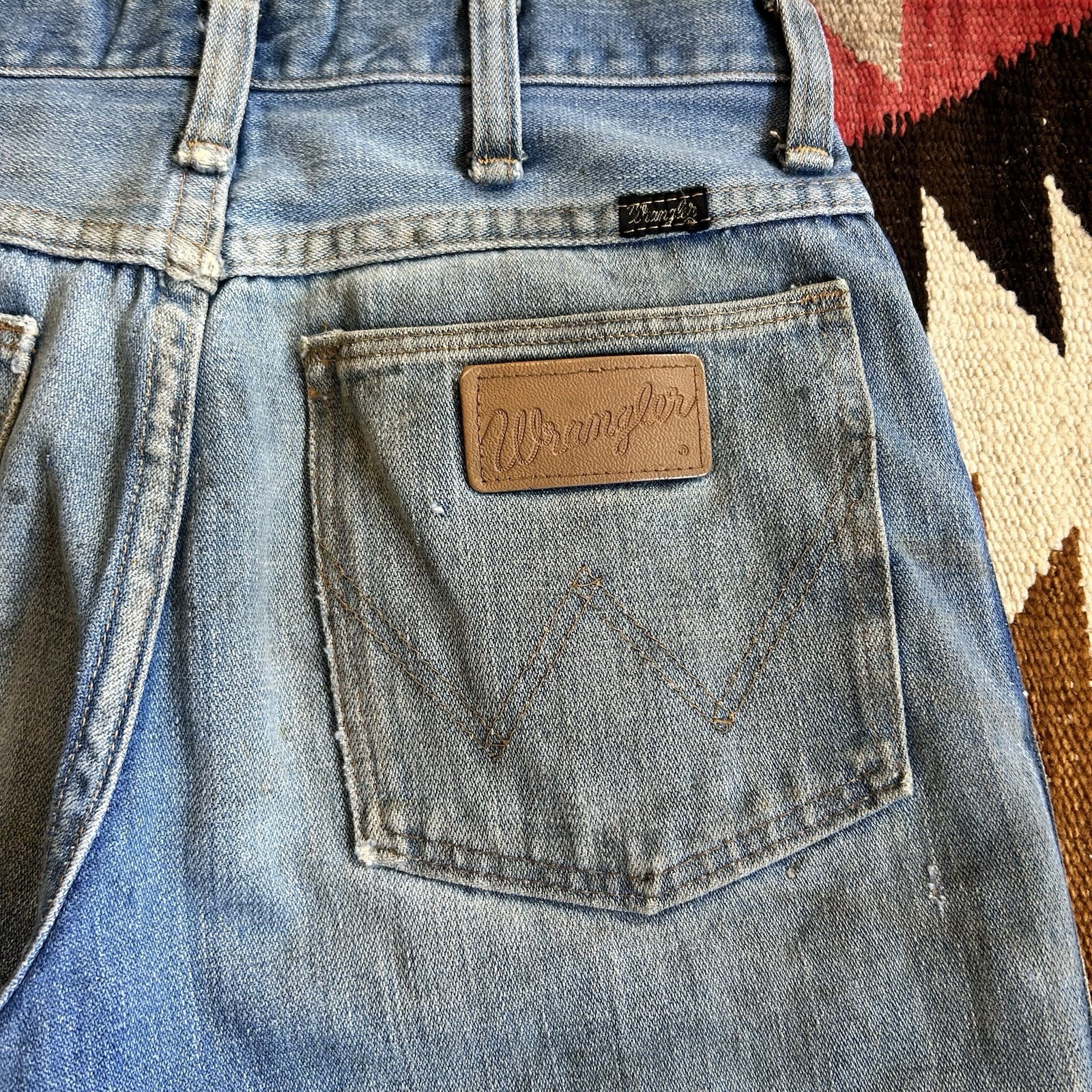Vintage 1960s 70s Wrangler Boot Cut Distressed Jeans Sz 27 x 30