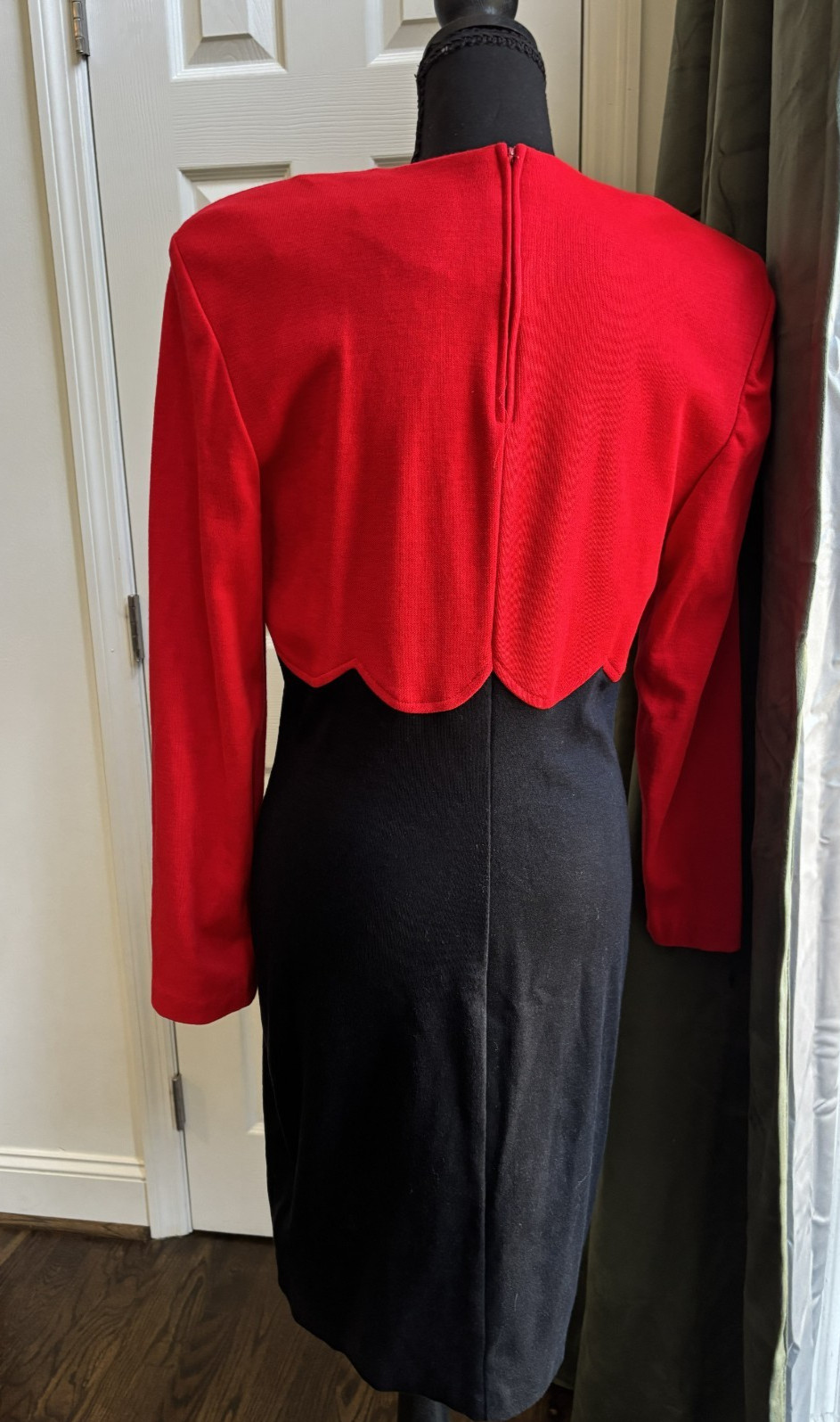 80’s All That Jazz Red and Black Long Sleeve Shoulder Pad Dress Size 13/14